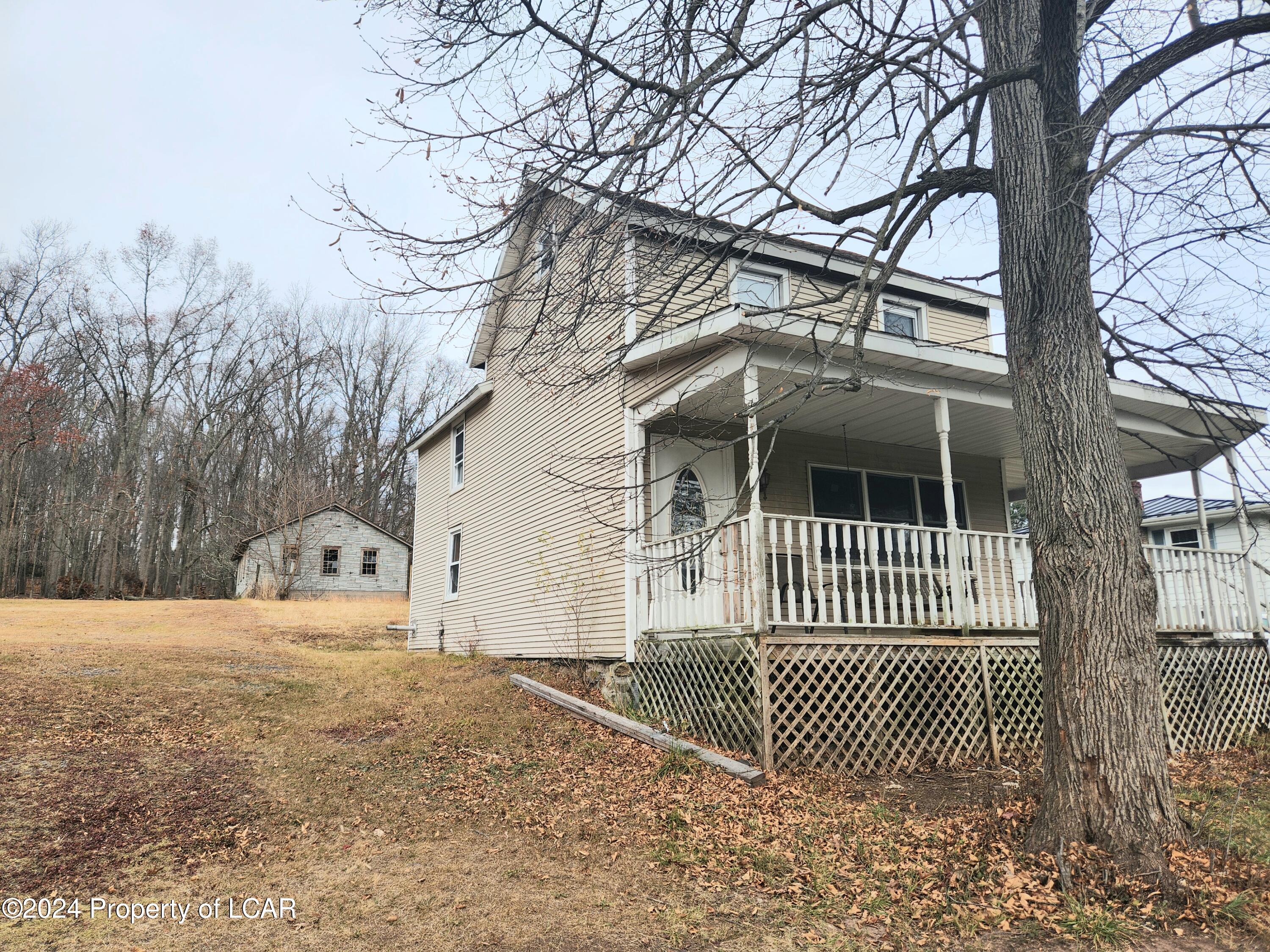 327 Entwistle Street, Weatherly, Pennsylvania image 3