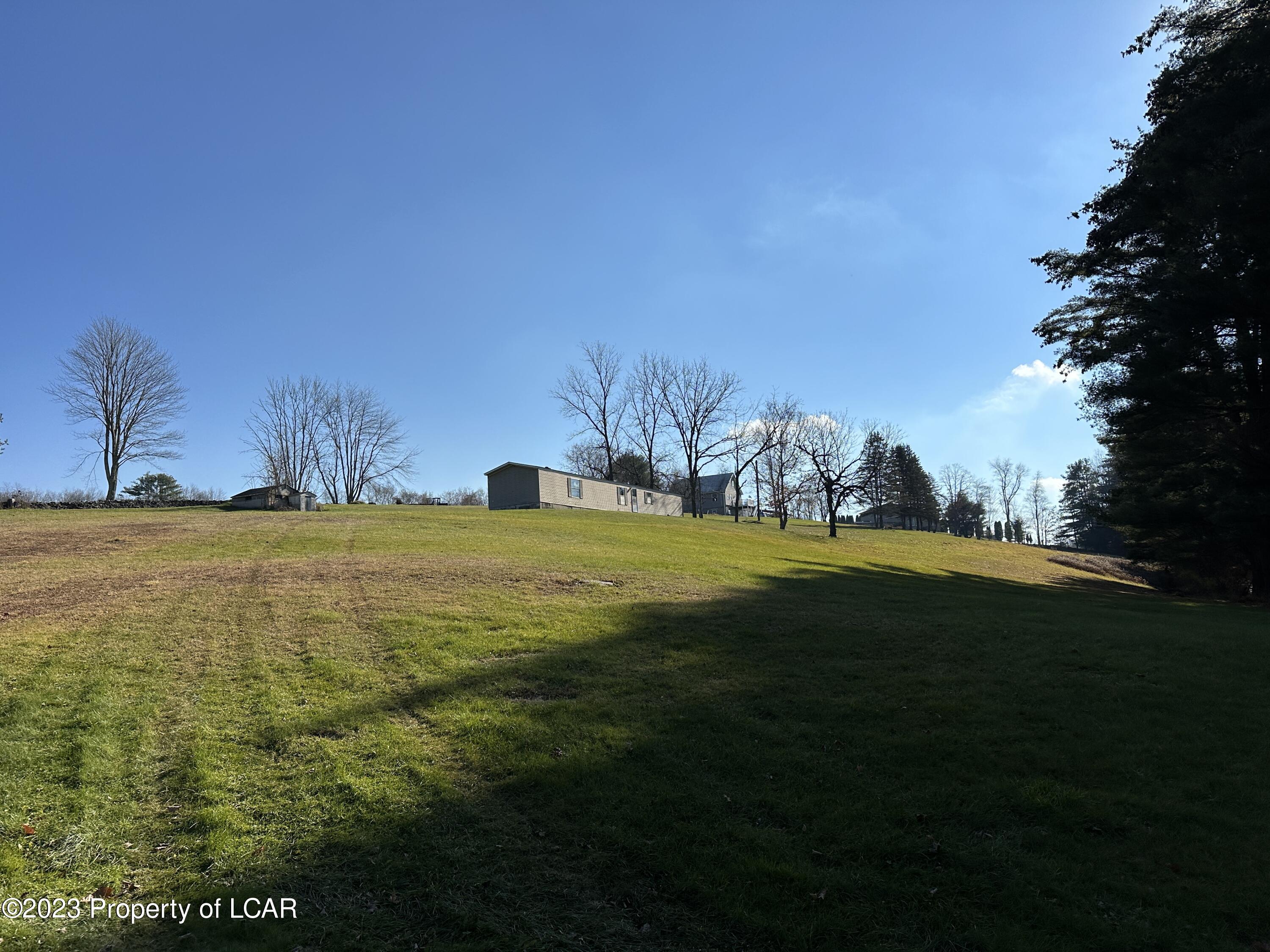 Golf Course Road, Hunlock Creek, Pennsylvania image 4