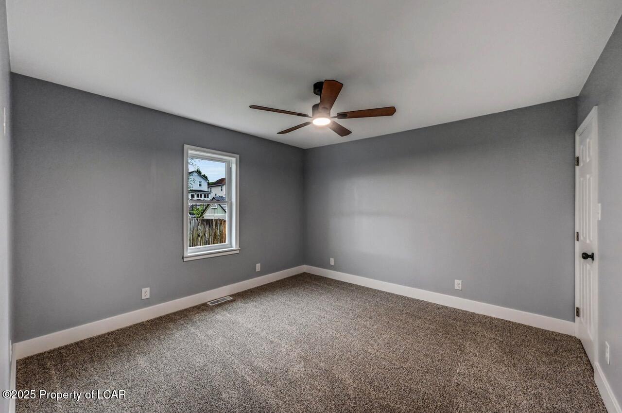 738 Bennett Street, Luzerne, Idaho image 16