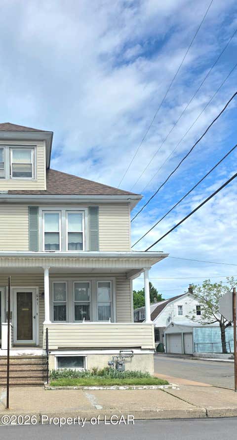 Homes For Sale - 641 Lincoln Street<br/> Hazleton, PA 18201