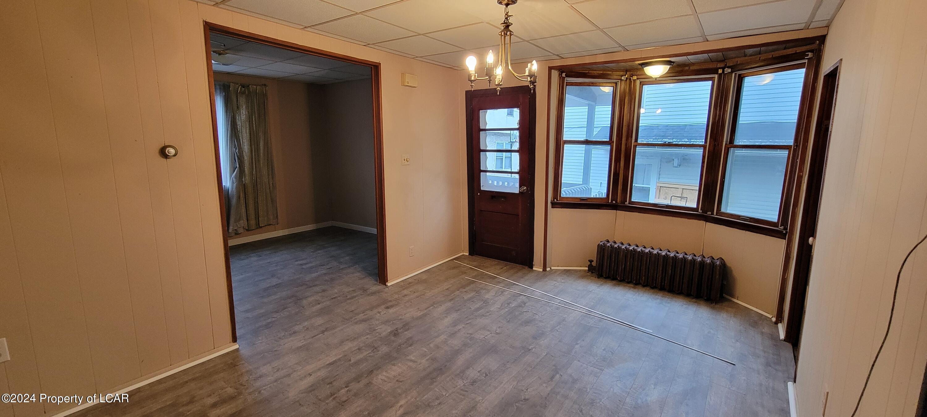 Scranton, Pennsylvania 18504, United States, 8 Bedrooms Bedrooms, ,Residential,Active,65591