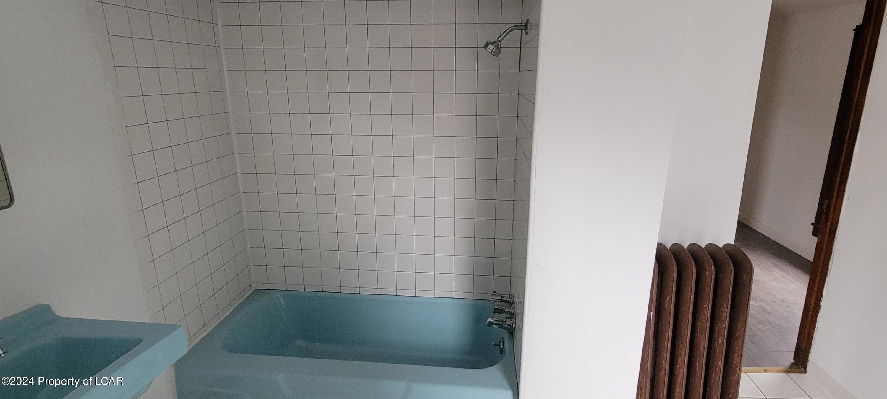 Scranton, Pennsylvania 18504, United States, 8 Bedrooms Bedrooms, ,Residential,Active,65591