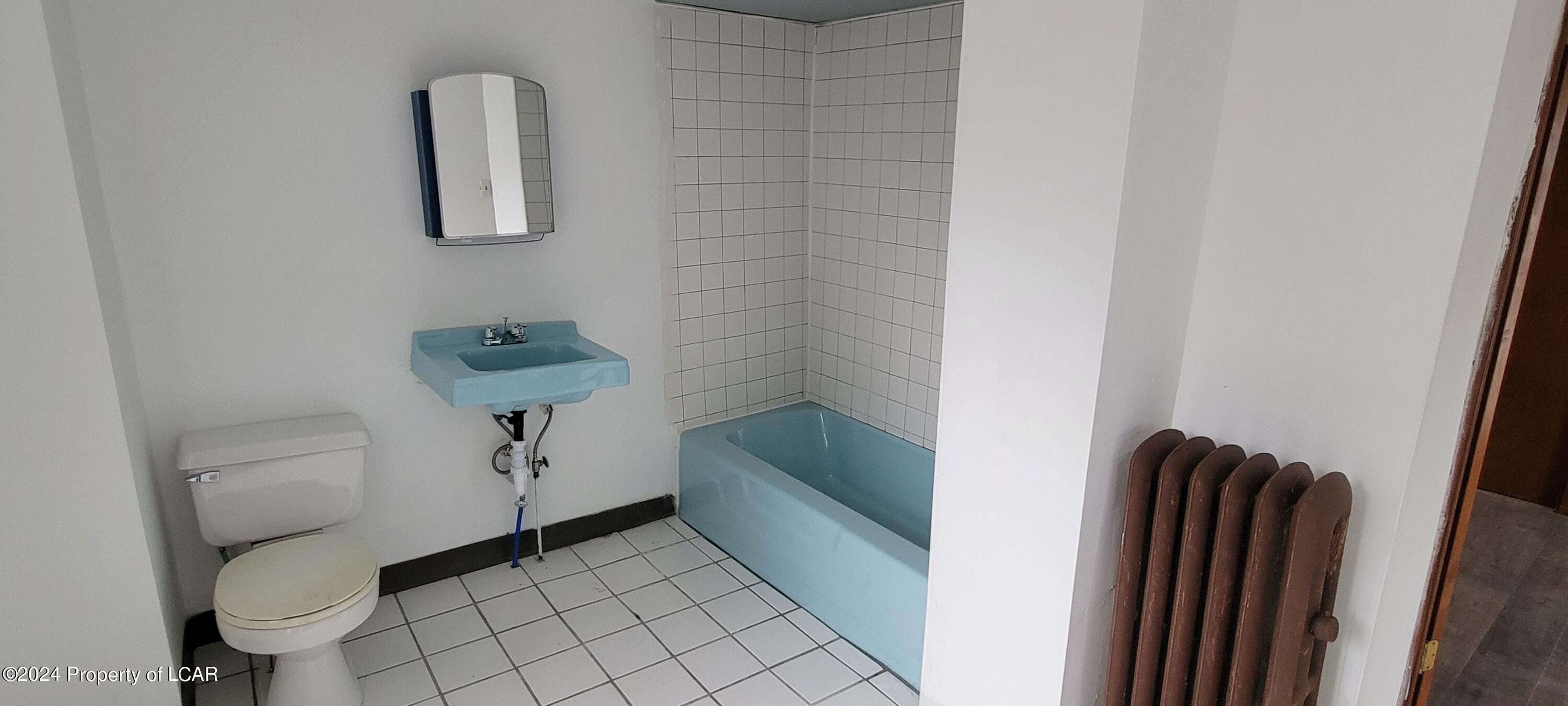 Scranton, Pennsylvania 18504, United States, 8 Bedrooms Bedrooms, ,Residential,Active,65591