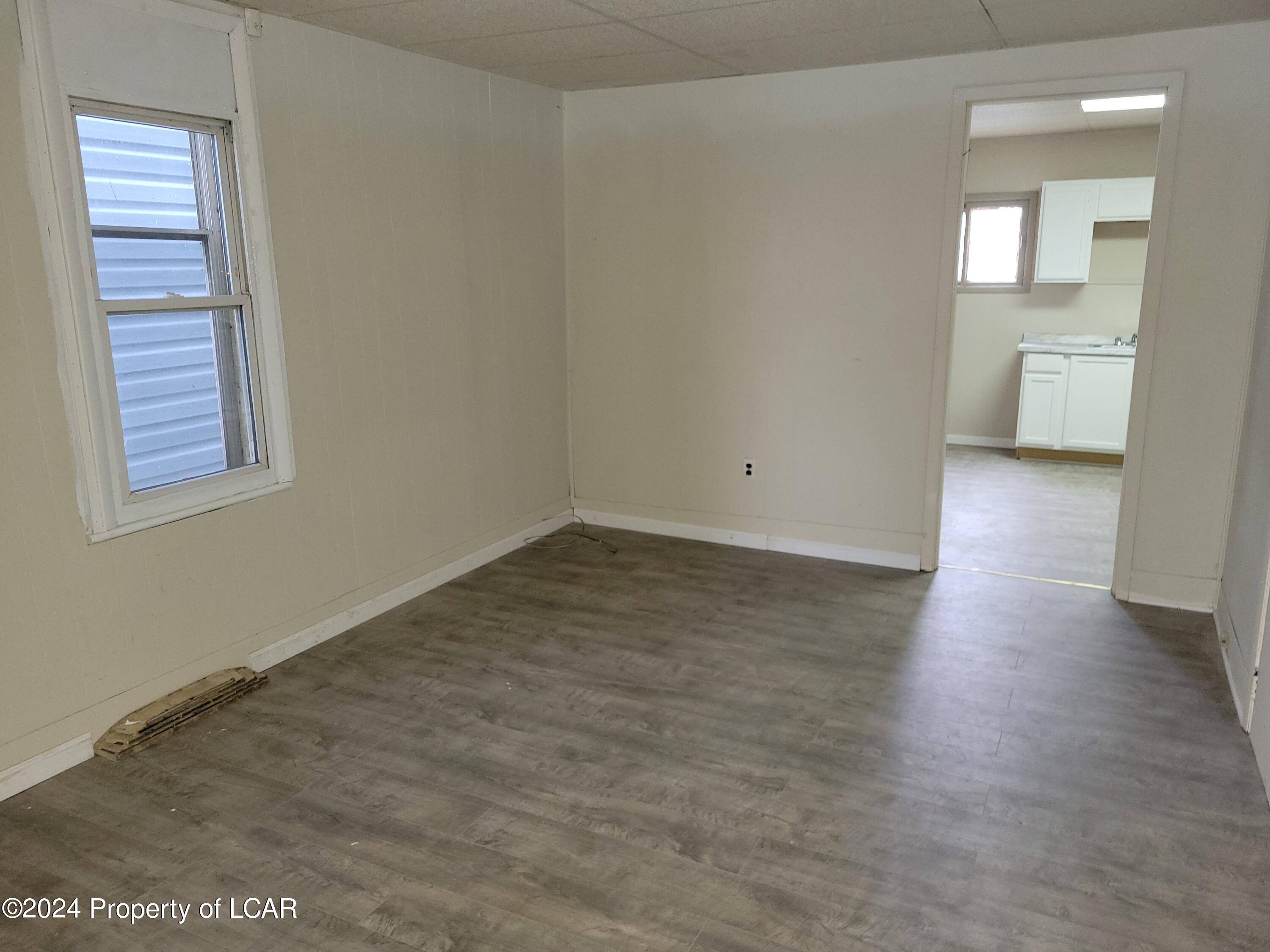 Scranton, Pennsylvania 18504, United States, 8 Bedrooms Bedrooms, ,Residential,Active,65591