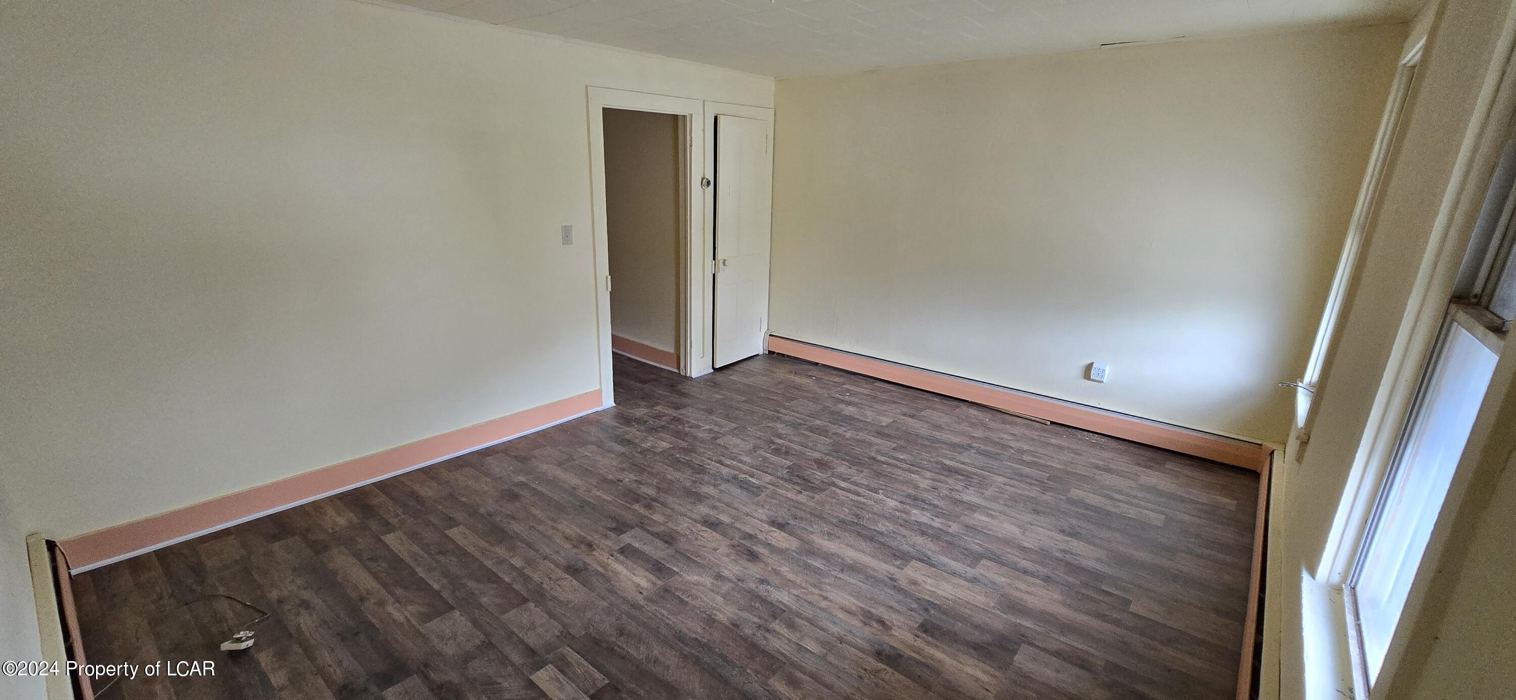 Edwardsville, Pennsylvania 18704, United States, 6 Bedrooms Bedrooms, ,2 BathroomsBathrooms,Residential,Active,54336