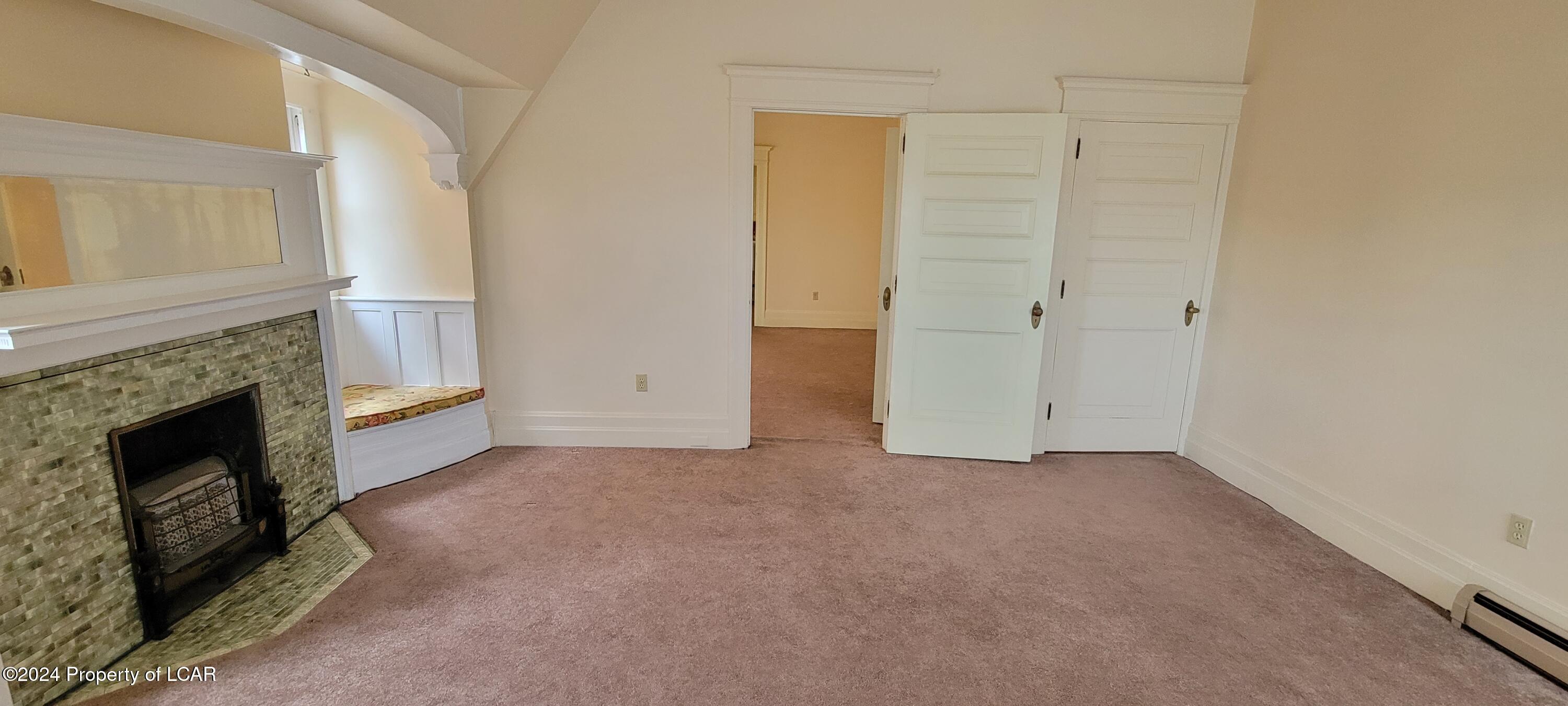 Wilkes-Barre, Pennsylvania 18702, United States, 3 Bedrooms Bedrooms, ,1 BathroomBathrooms,Residential,Active,31734