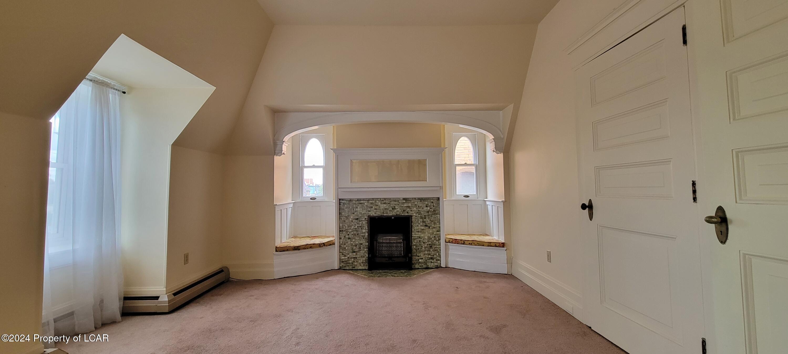 Wilkes-Barre, Pennsylvania 18702, United States, 3 Bedrooms Bedrooms, ,1 BathroomBathrooms,Residential,Active,31734