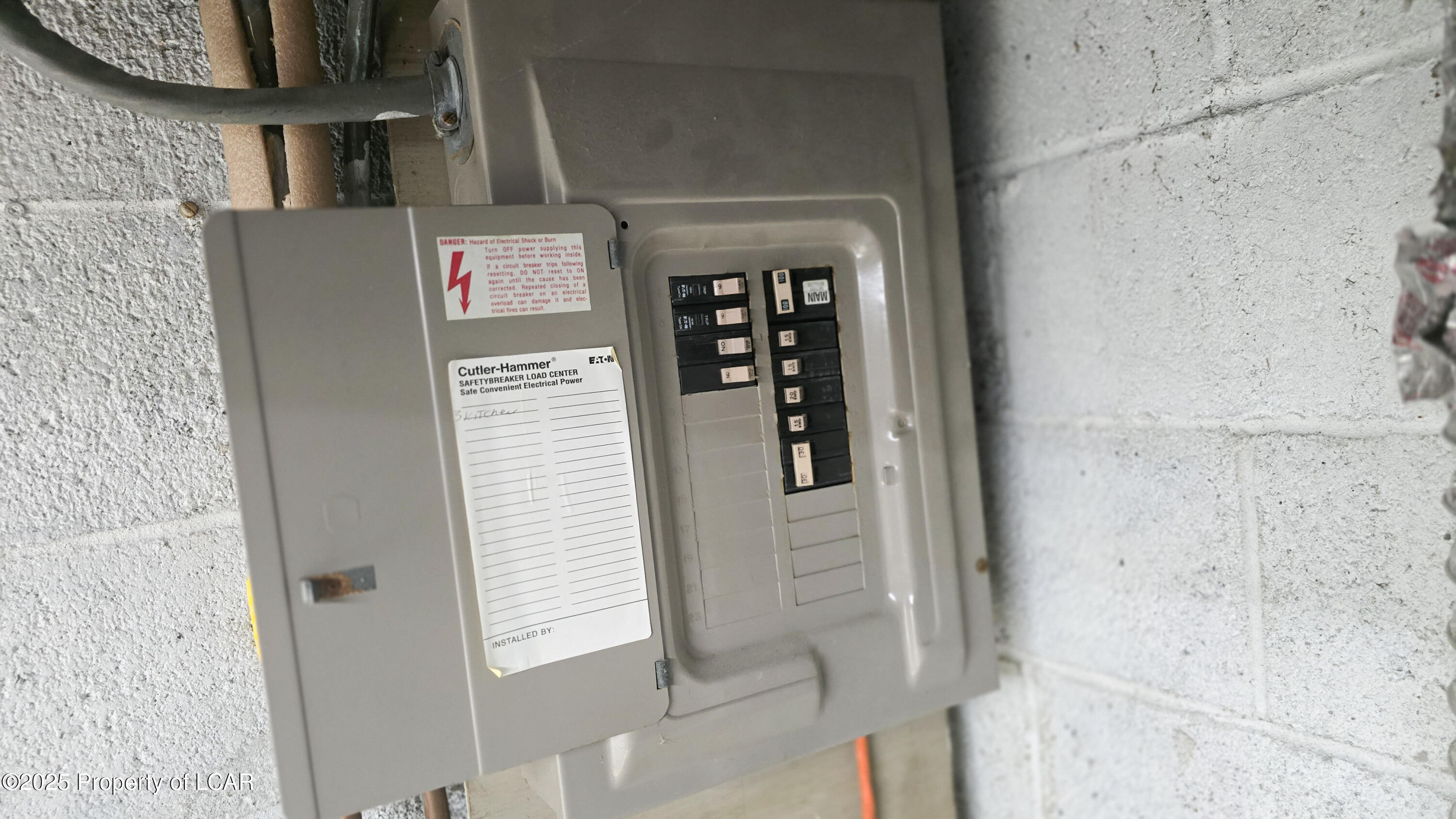 Old Forge, Pennsylvania 18518, United States, 2 Bedrooms Bedrooms, ,1 BathroomBathrooms,Residential,Active,190230