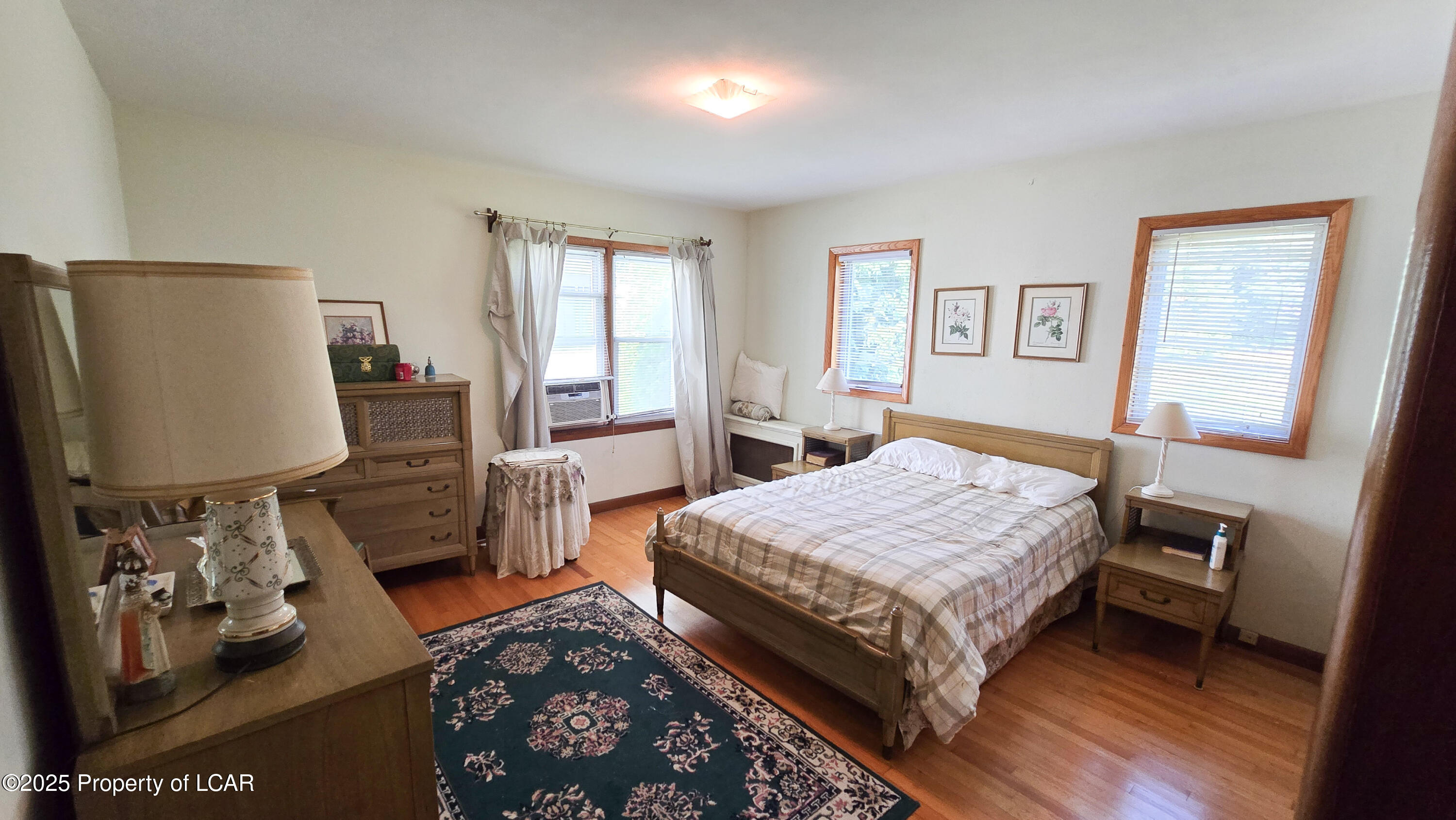 Old Forge, Pennsylvania 18518, United States, 2 Bedrooms Bedrooms, ,1 BathroomBathrooms,Residential,Active,190230