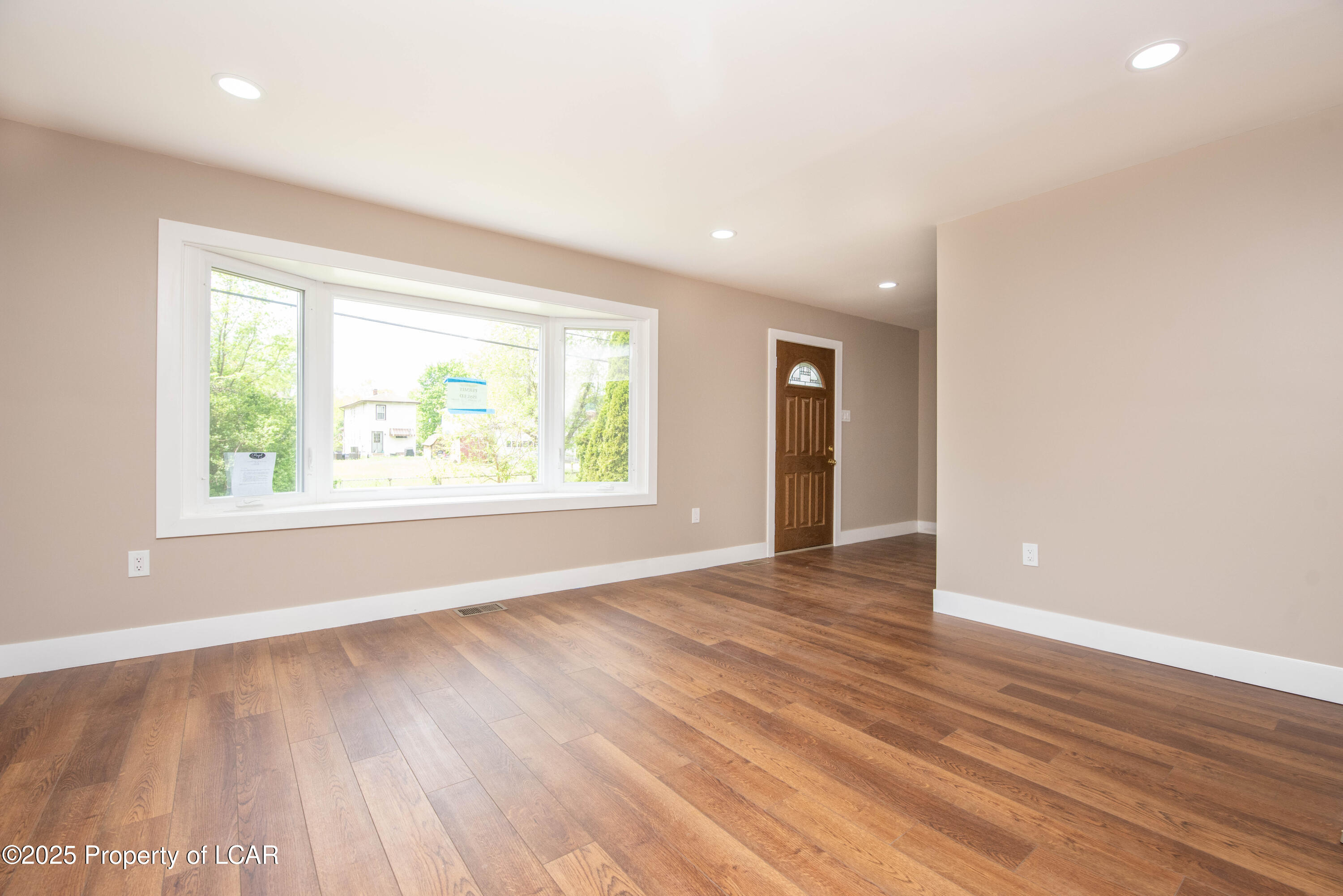 122 W Flat Road, Plymouth, Pennsylvania image 10
