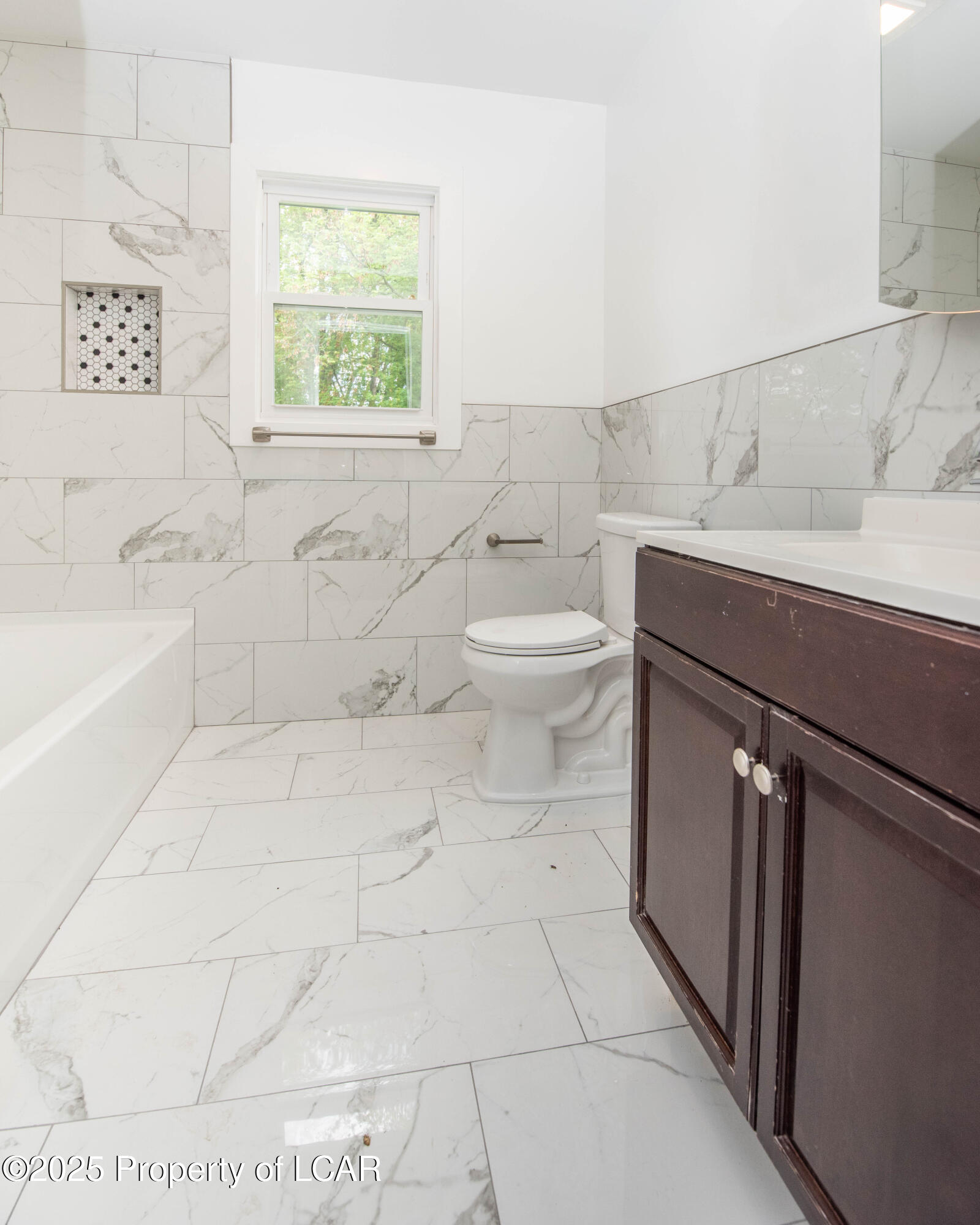 122 W Flat Road, Plymouth, Pennsylvania image 23