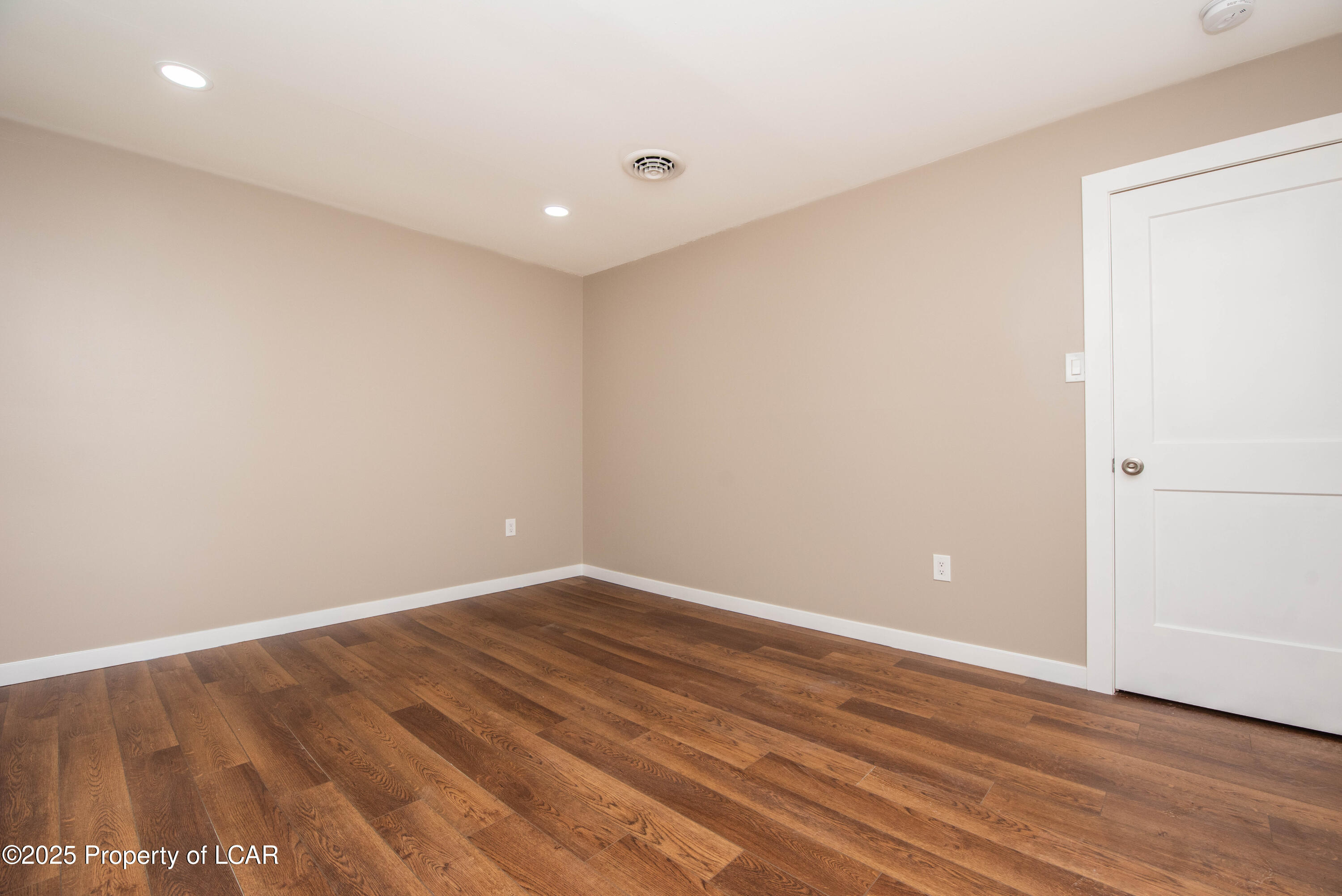 122 W Flat Road, Plymouth, Pennsylvania image 29