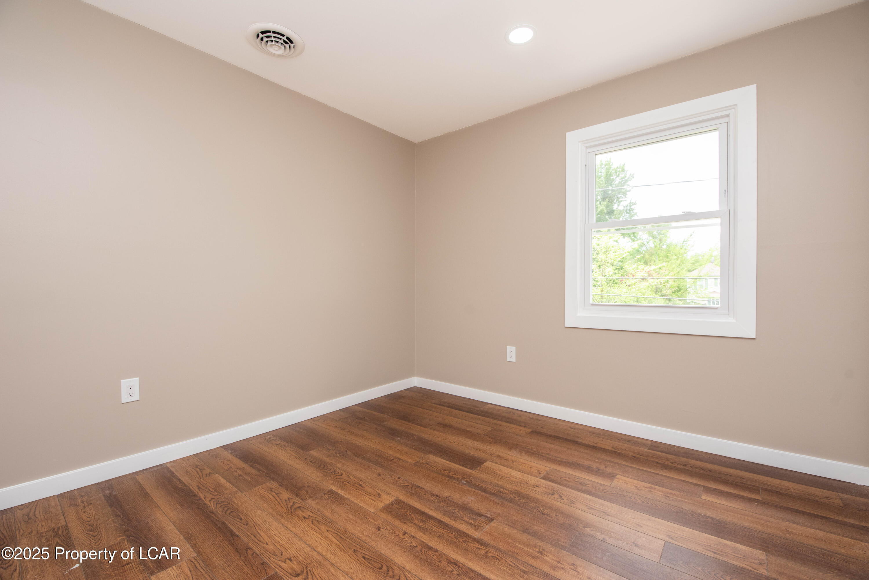 122 W Flat Road, Plymouth, Pennsylvania image 33