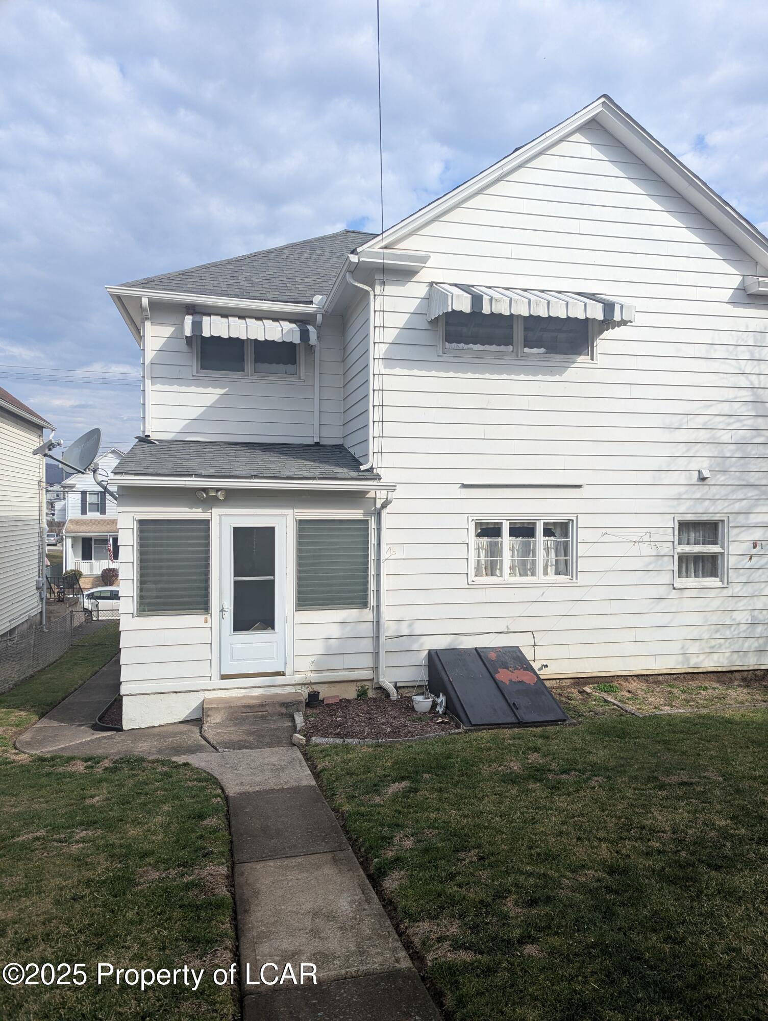 379 Washington Street, Nanticoke, Pennsylvania image 2