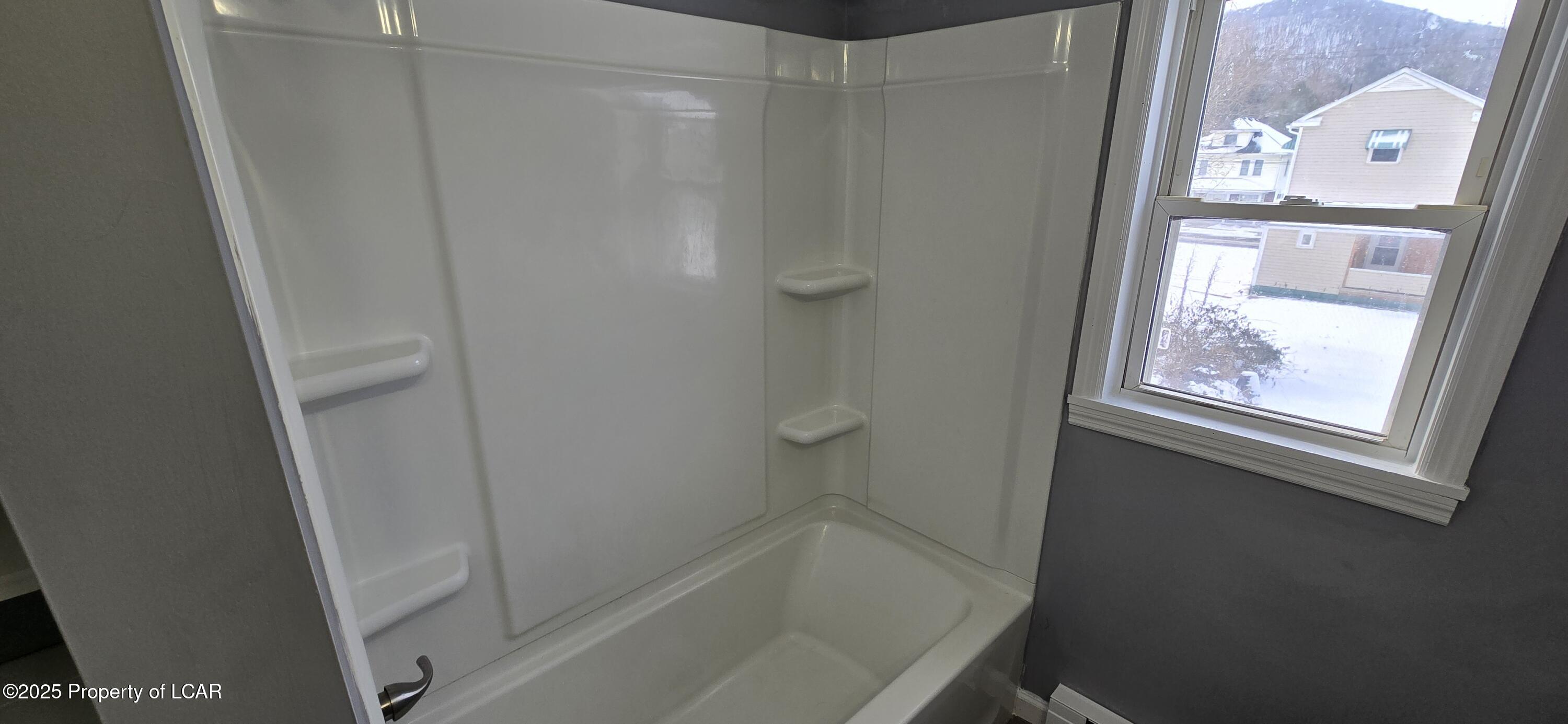 Mocanaqua, Pennsylvania 18655, United States, 3 Bedrooms Bedrooms, ,1 BathroomBathrooms,Residential,Active,15041