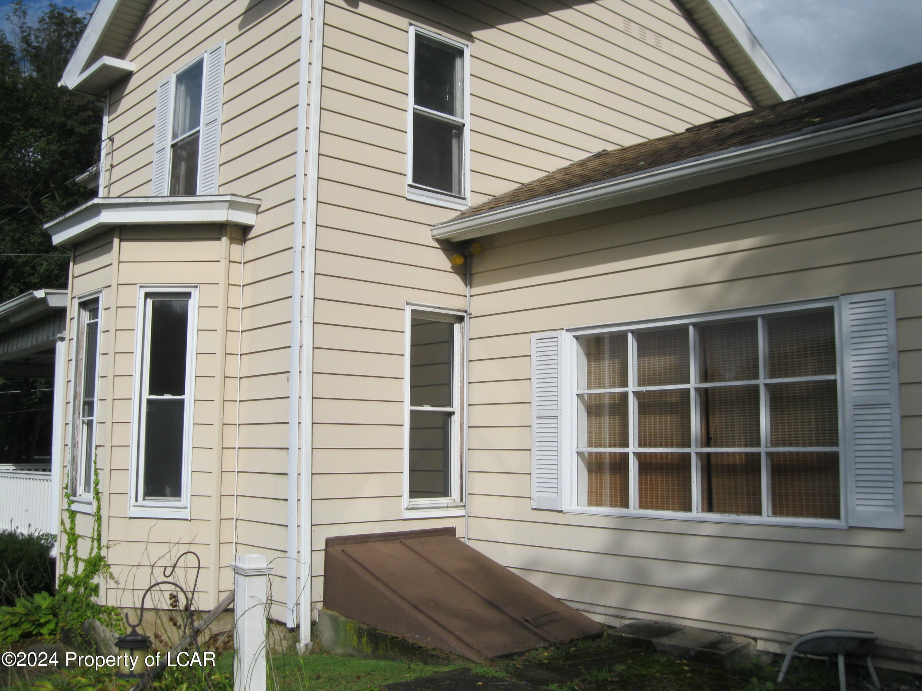 5 Nafus Street, Pittston, Pennsylvania image 3