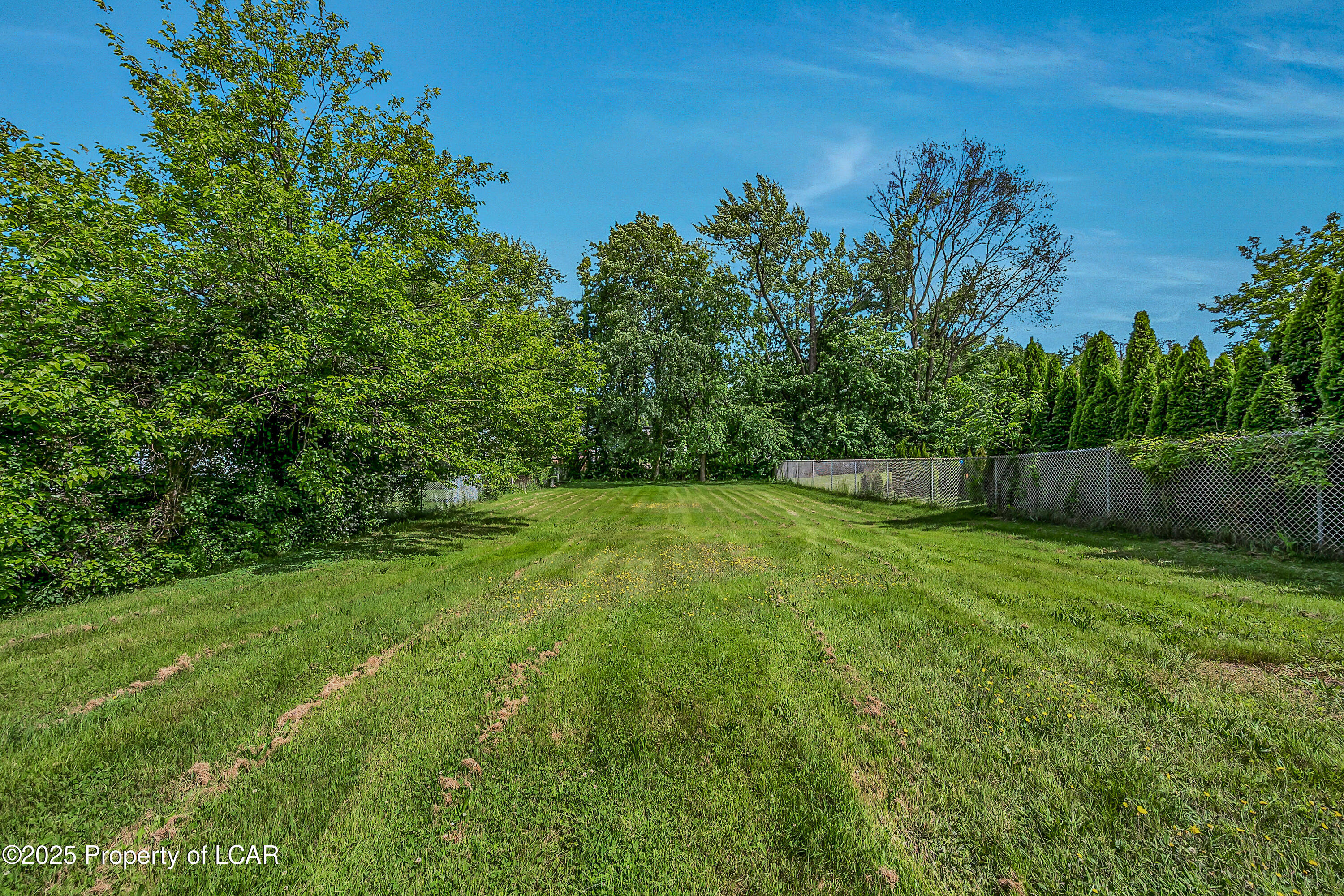 18 Smith Street, Wilkes-Barre, Alaska image 8