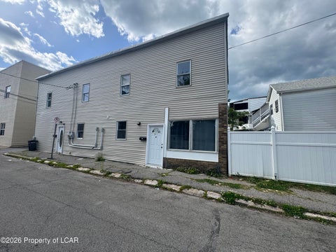Multifamily For Sale - 811 Luzerne Street<br/> Freeland, PA 18224
