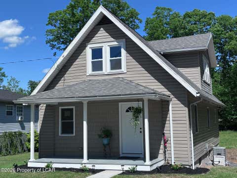 Homes For Sale - 150 Laurel Road<br/> Luzerne County, Mountain Top, PA 18707