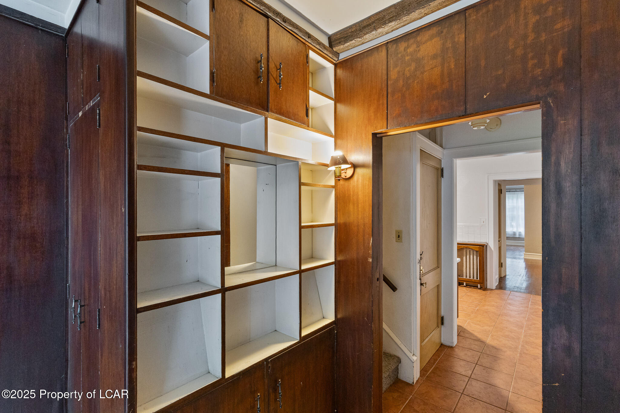 Forty Fort, Pennsylvania 18704, United States, 6 Bedrooms Bedrooms, ,4 BathroomsBathrooms,Residential,Pending,218275