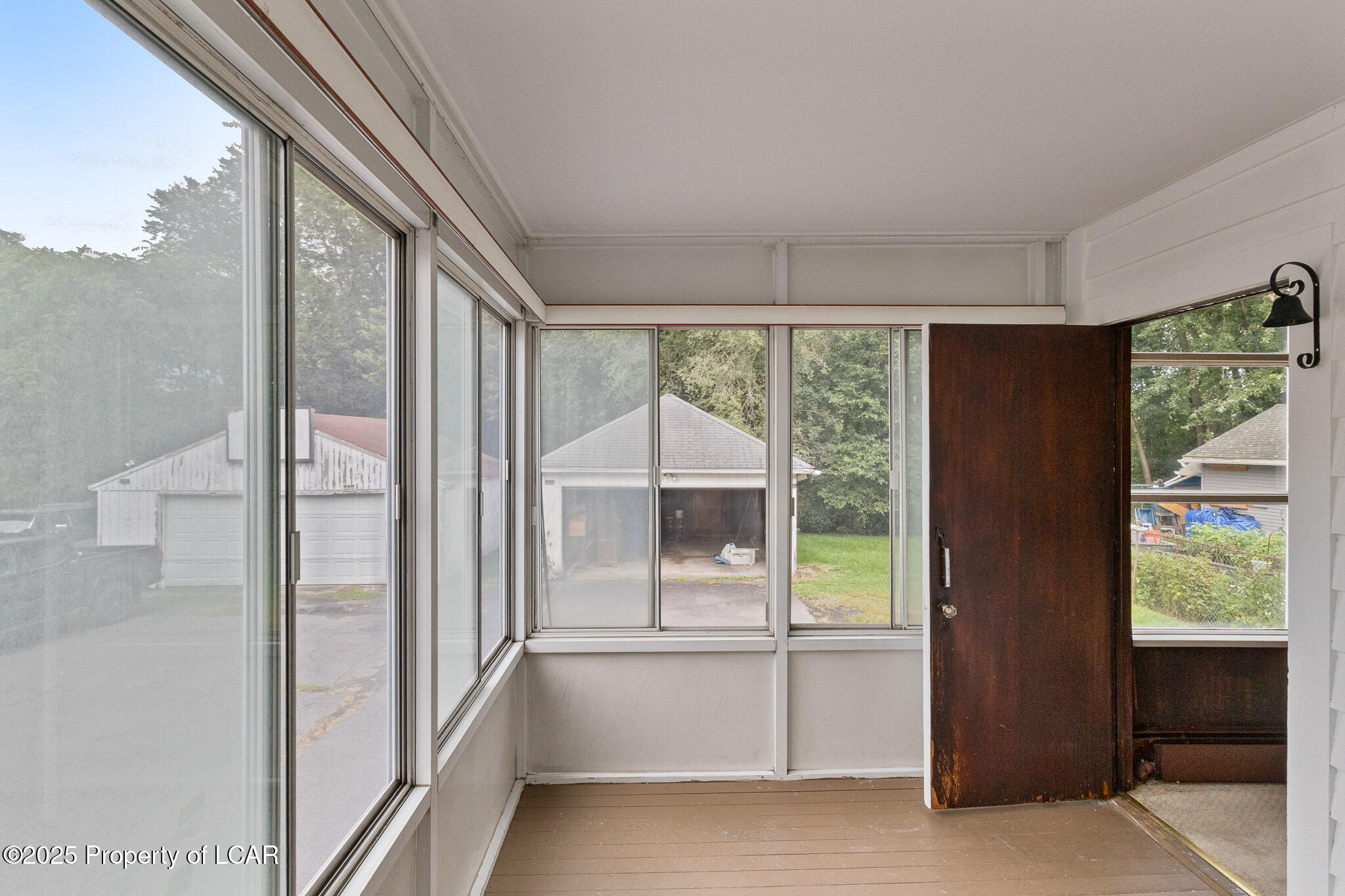 Forty Fort, Pennsylvania 18704, United States, 6 Bedrooms Bedrooms, ,4 BathroomsBathrooms,Residential,Pending,218275