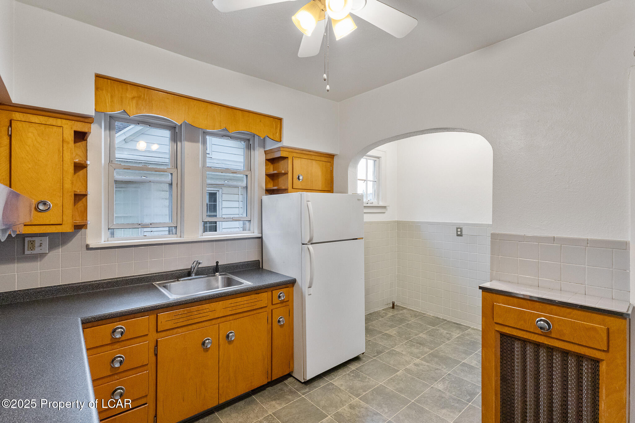 Forty Fort, Pennsylvania 18704, United States, 6 Bedrooms Bedrooms, ,4 BathroomsBathrooms,Residential,Pending,218275