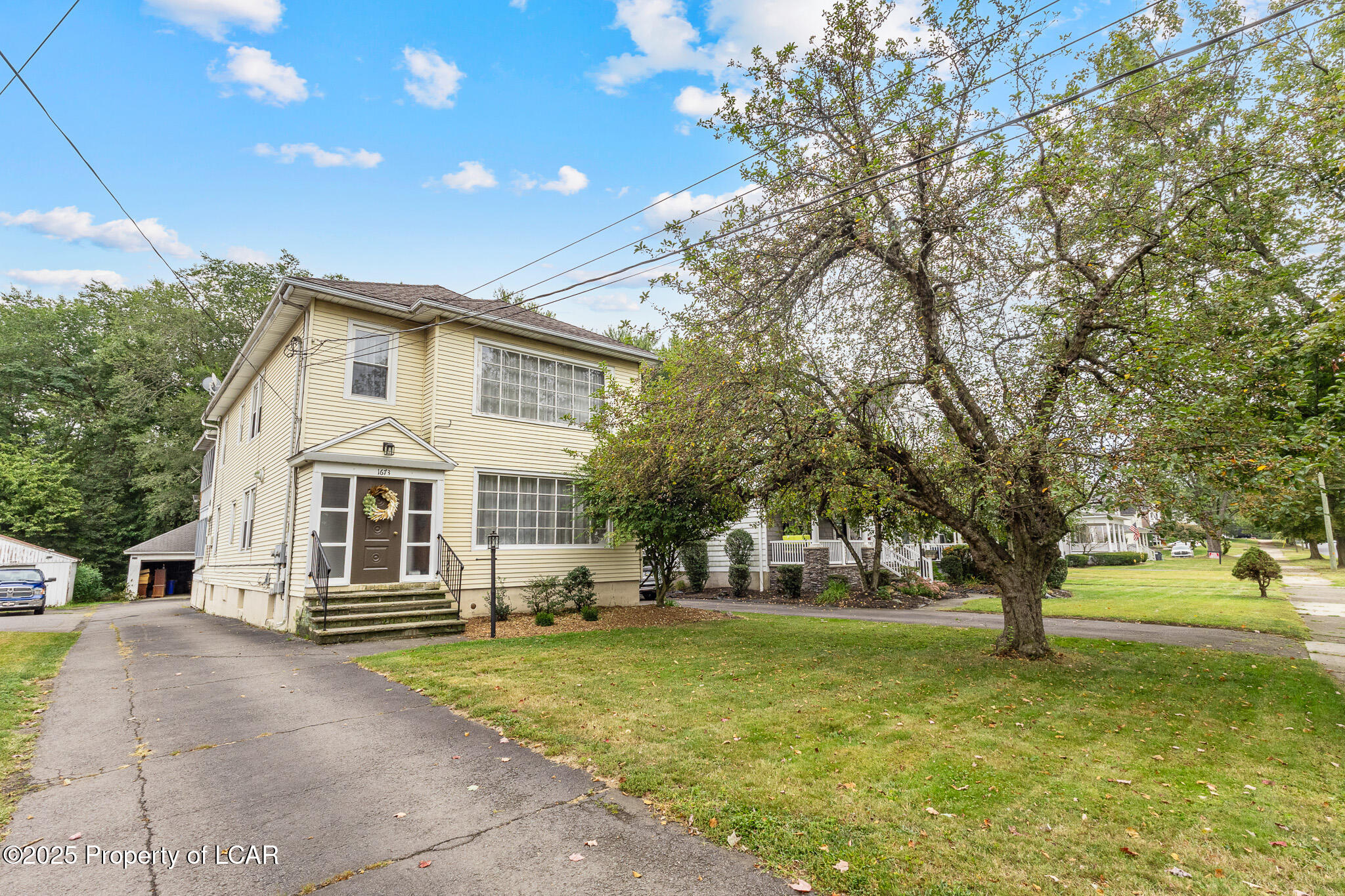 Forty Fort, Pennsylvania 18704, United States, 6 Bedrooms Bedrooms, ,4 BathroomsBathrooms,Residential,Pending,218275