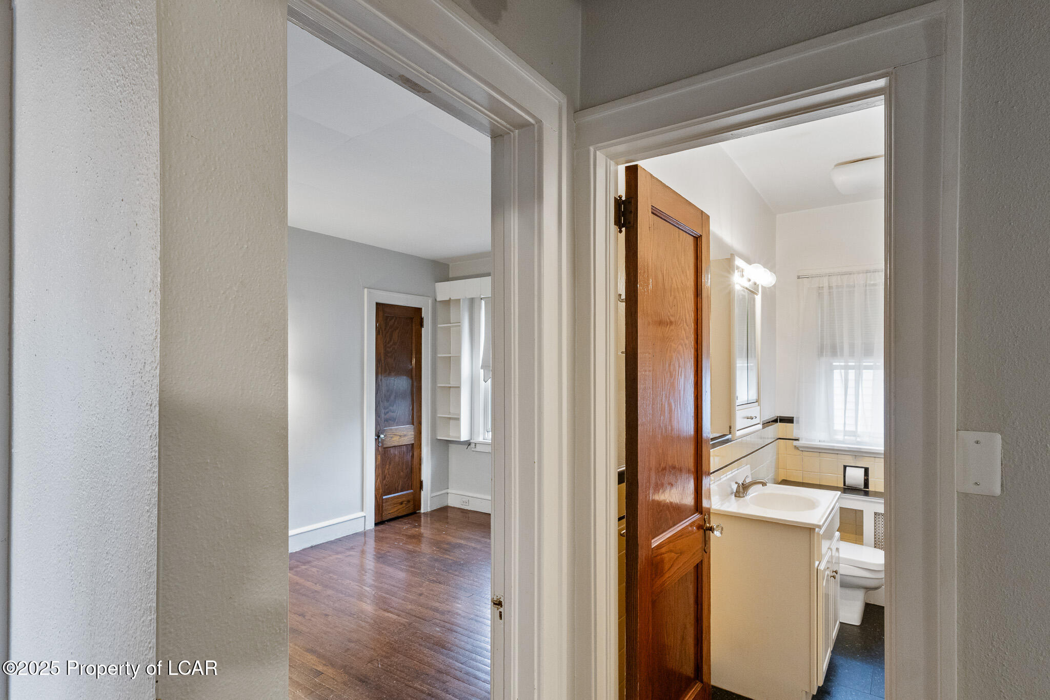 Forty Fort, Pennsylvania 18704, United States, 6 Bedrooms Bedrooms, ,4 BathroomsBathrooms,Residential,Pending,218275