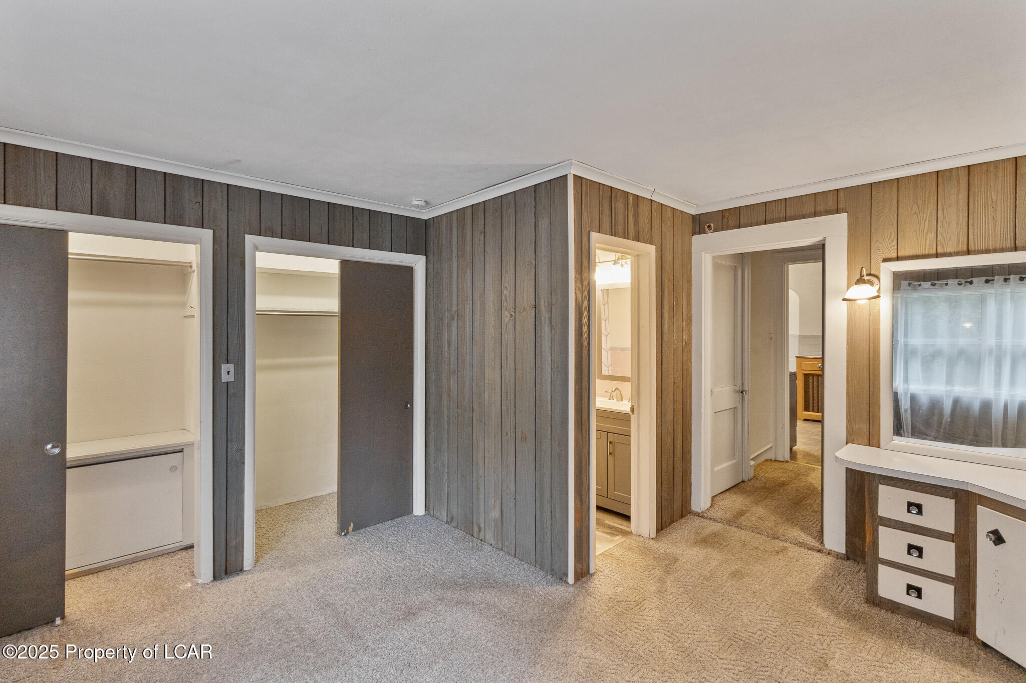 Forty Fort, Pennsylvania 18704, United States, 6 Bedrooms Bedrooms, ,4 BathroomsBathrooms,Residential,Pending,218275