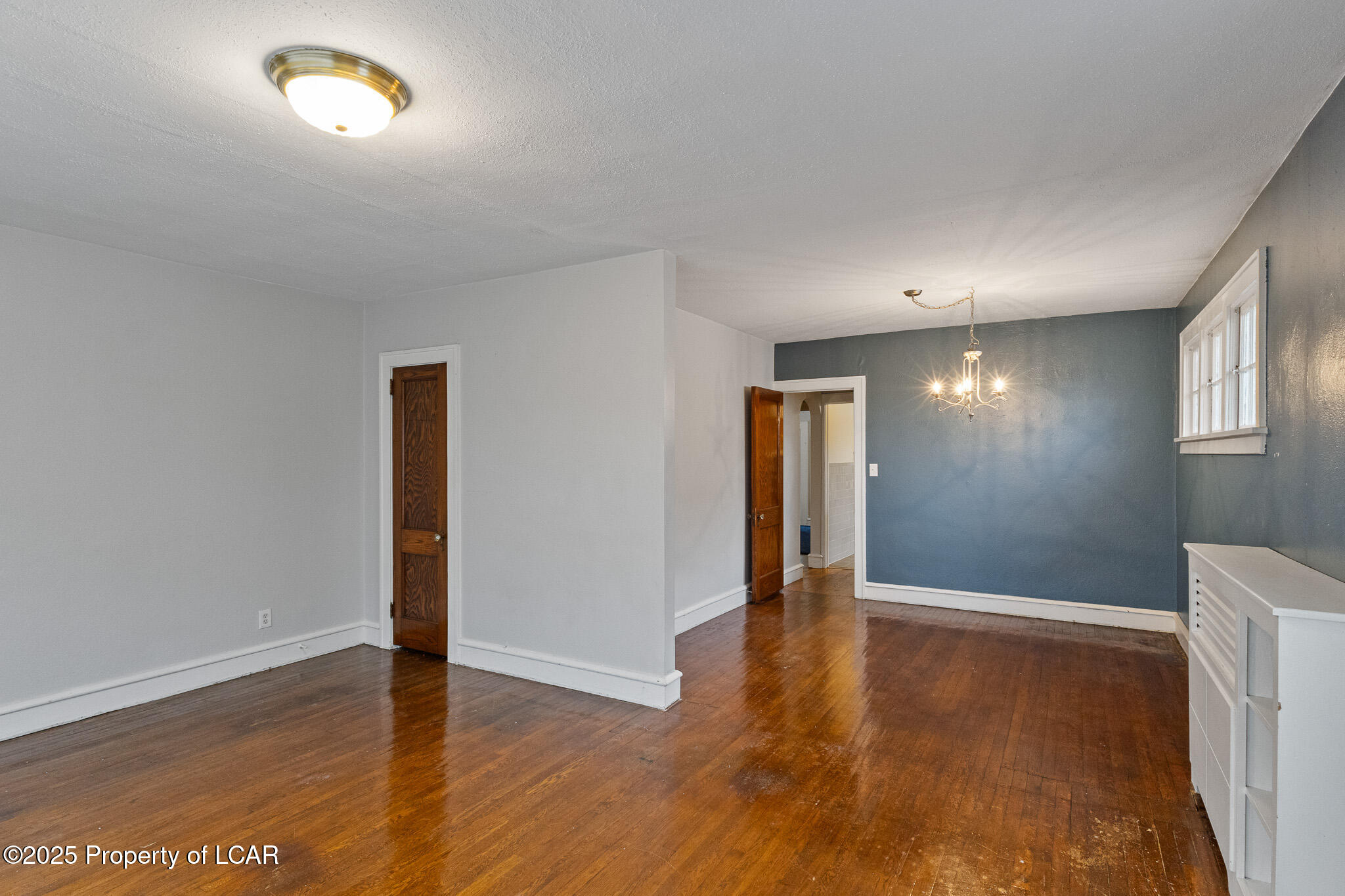 Forty Fort, Pennsylvania 18704, United States, 6 Bedrooms Bedrooms, ,4 BathroomsBathrooms,Residential,Pending,218275