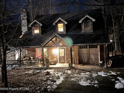 Homes For Sale - 17 Creek Circle<br/> Hazleton, PA 18202