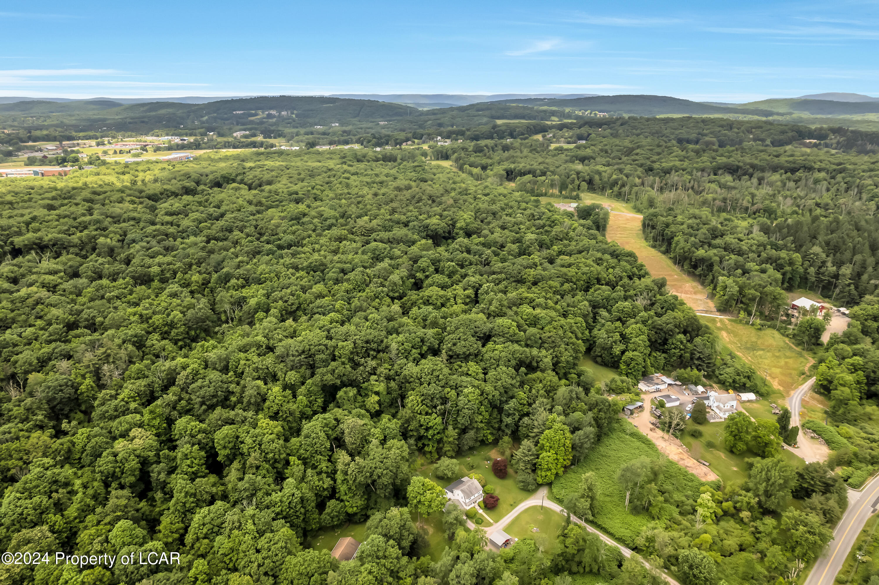 5607 Fairview Avenue, Dallas, Pennsylvania image 9