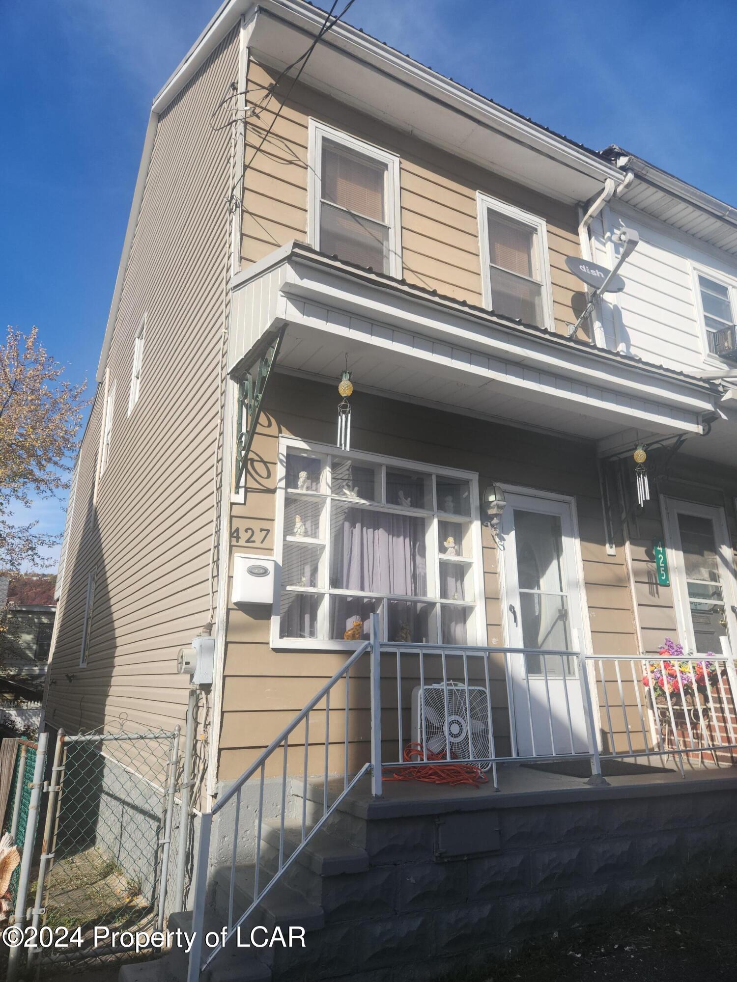427 Atlantic Street, Shenandoah, Pennsylvania image 2