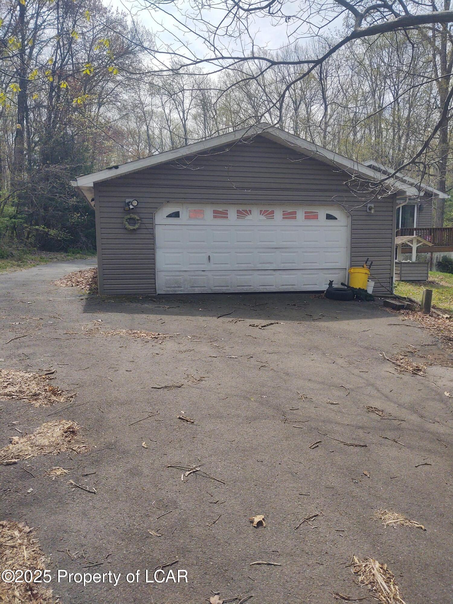 107 White Oak Drive, Hunlock Creek, Texas image 7