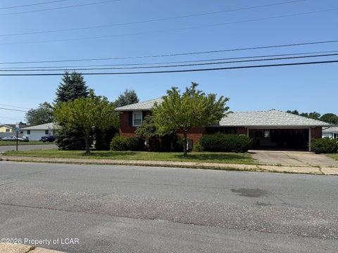 Homes For Sale - 845 17th Street<br/> Hazleton, PA 18201