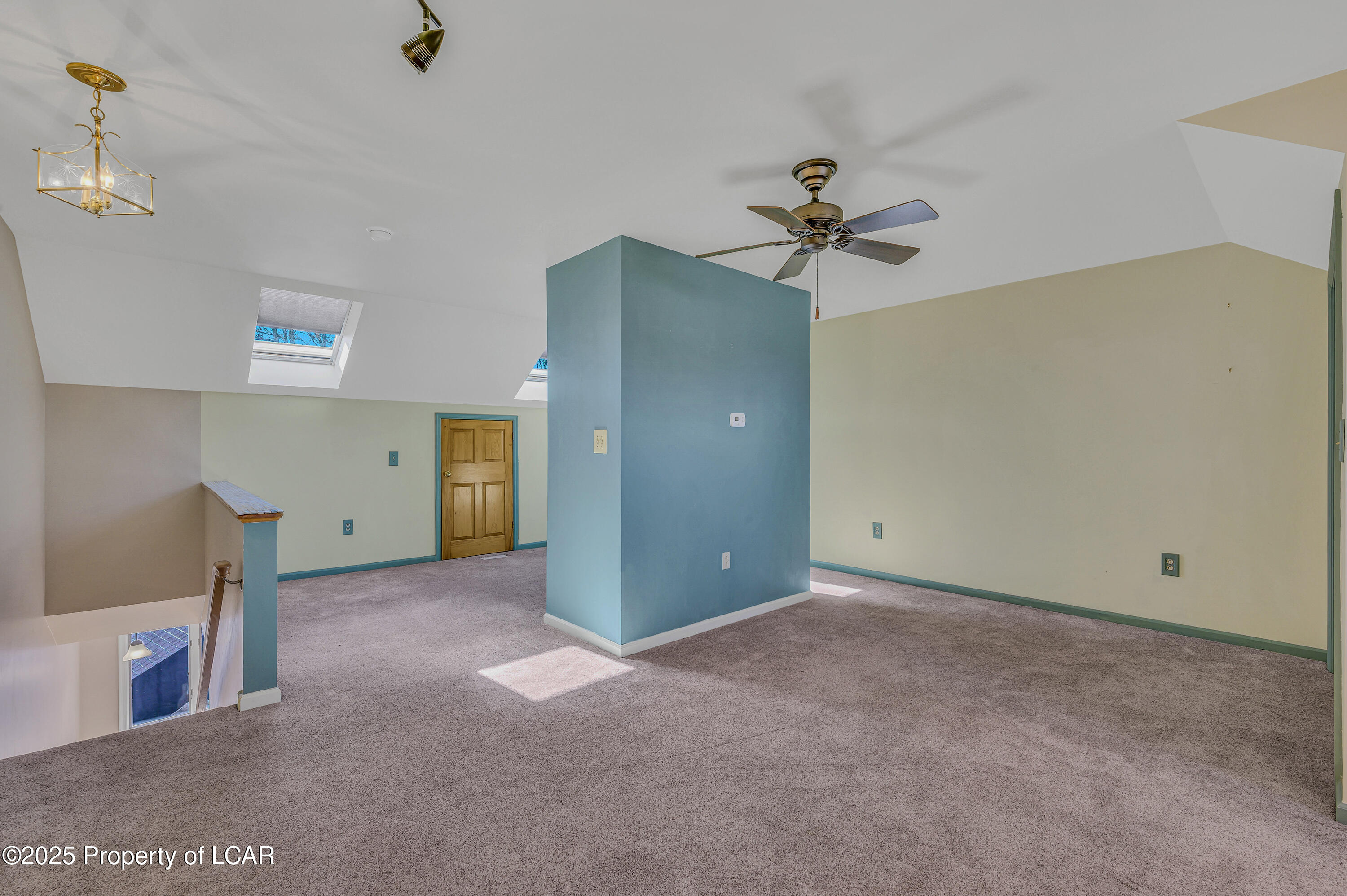 222 S Hillside Drive, Dallas, Pennsylvania image 26