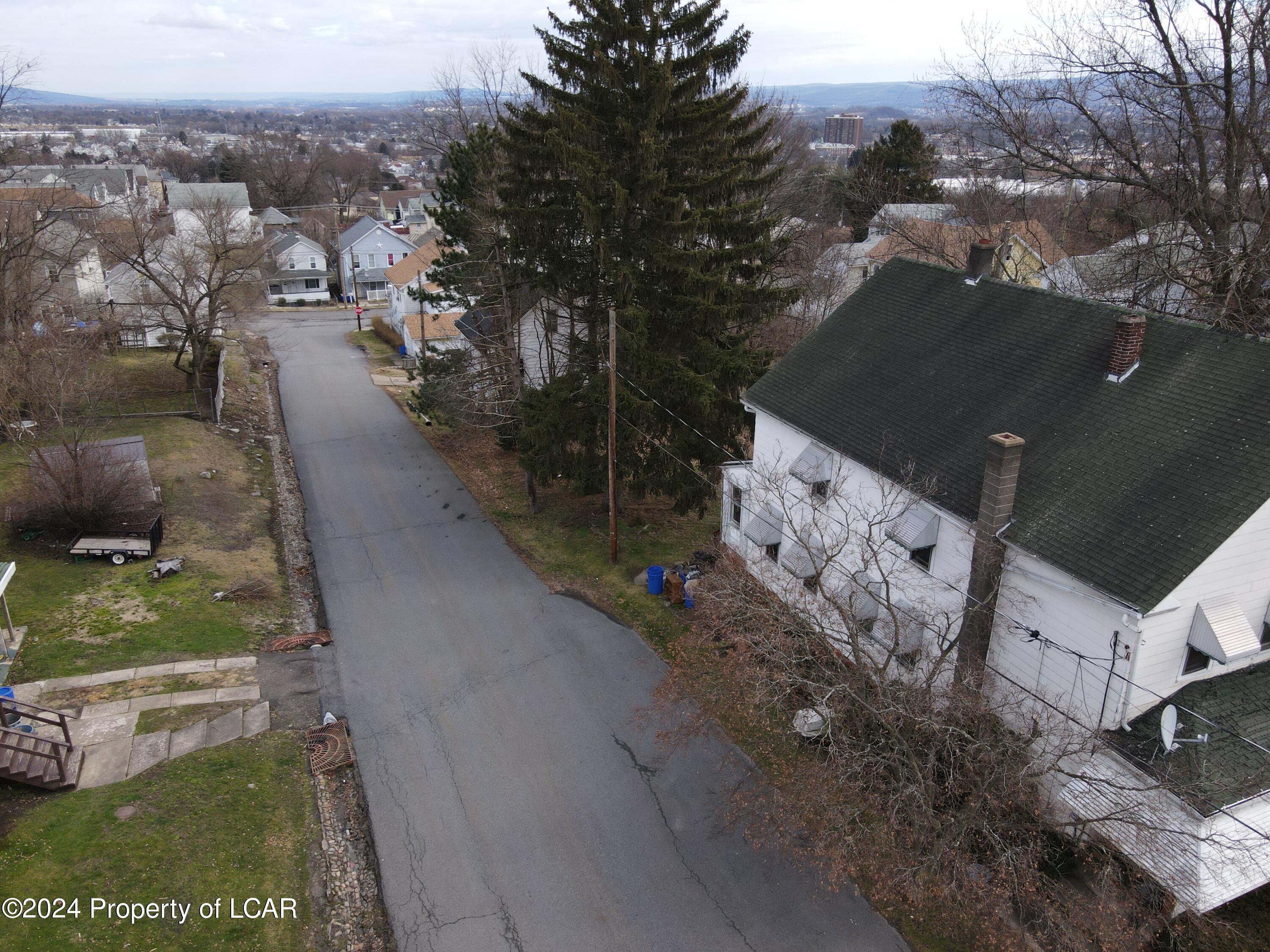 Edwardsville, Pennsylvania 18704, United States, 6 Bedrooms Bedrooms, ,Residential,Active,63319