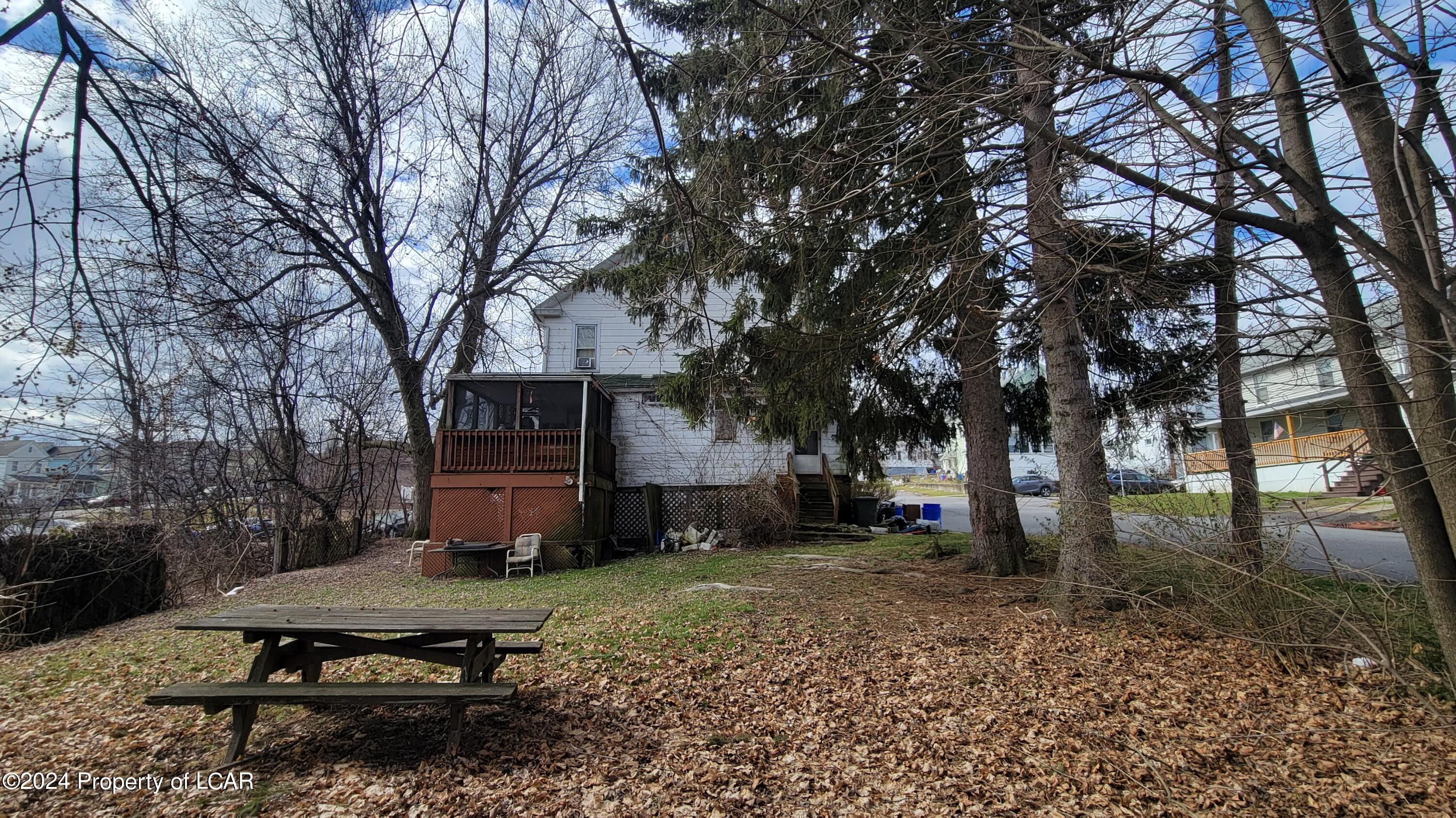 Edwardsville, Pennsylvania 18704, United States, 6 Bedrooms Bedrooms, ,Residential,Active,63319