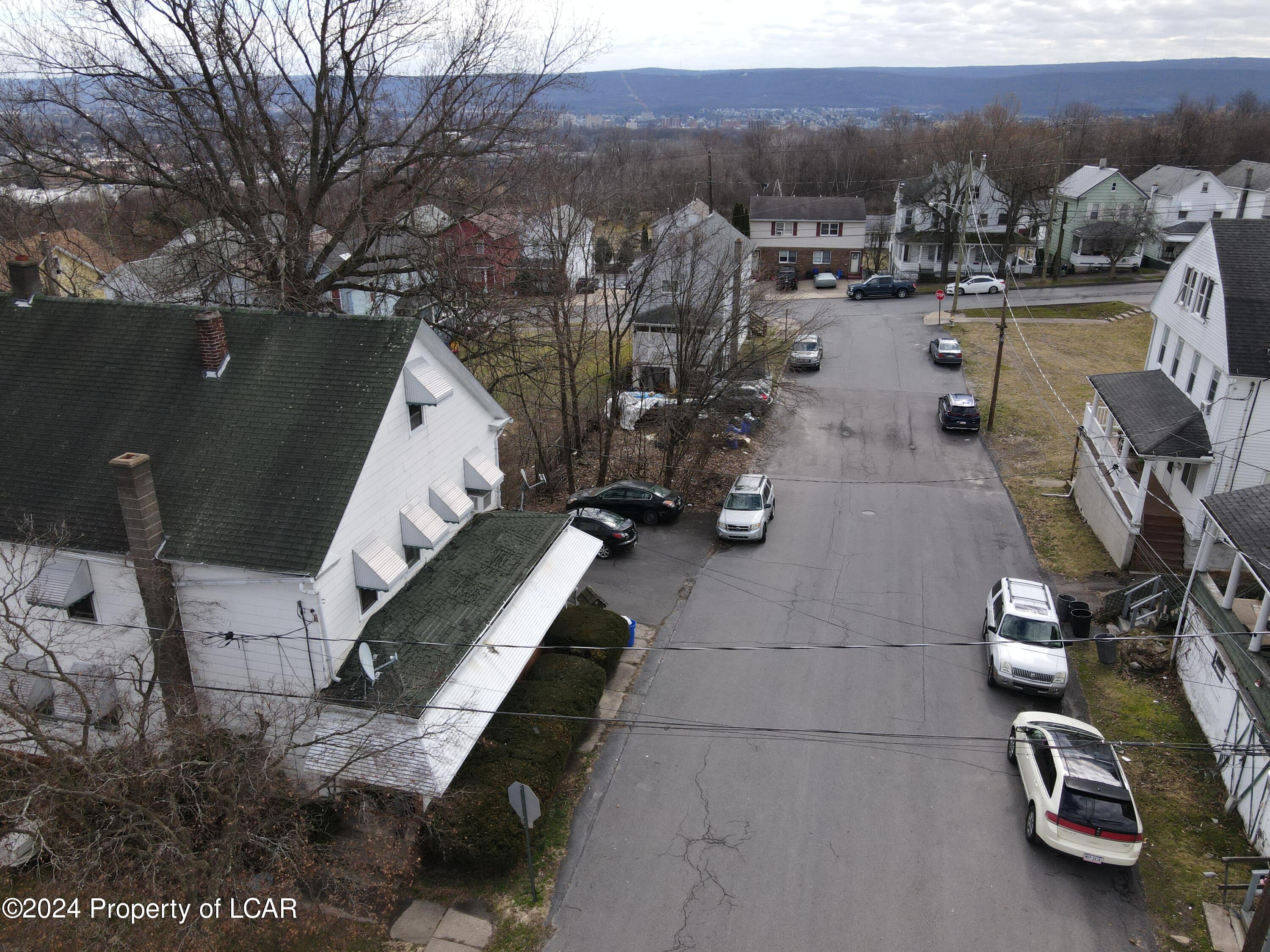 Edwardsville, Pennsylvania 18704, United States, 6 Bedrooms Bedrooms, ,Residential,Active,63319