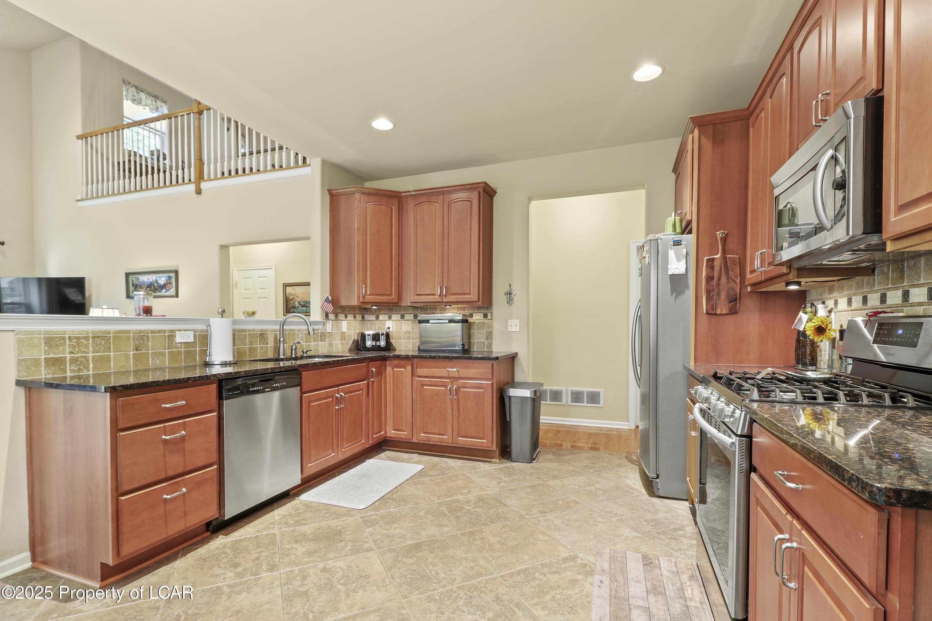 8 W Indigo Circle, Hazleton, Idaho image 14