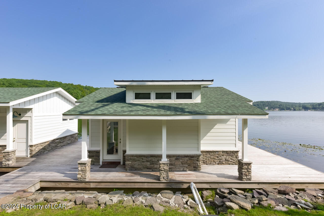 3203 Lakeside Drive, Harveys Lake, Pennsylvania image 3