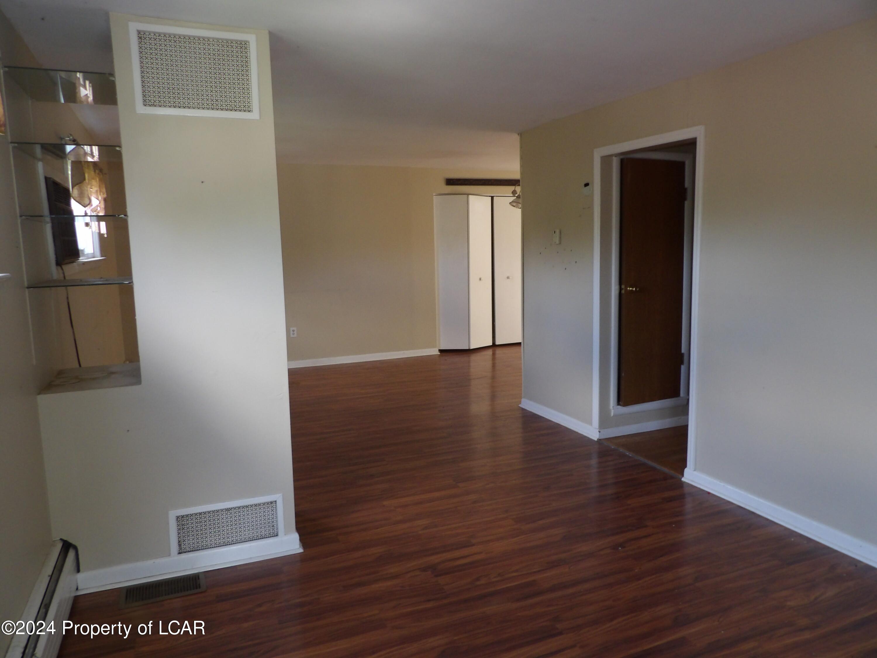 86 S Baird Street, Harveys Lake, Pennsylvania image 5
