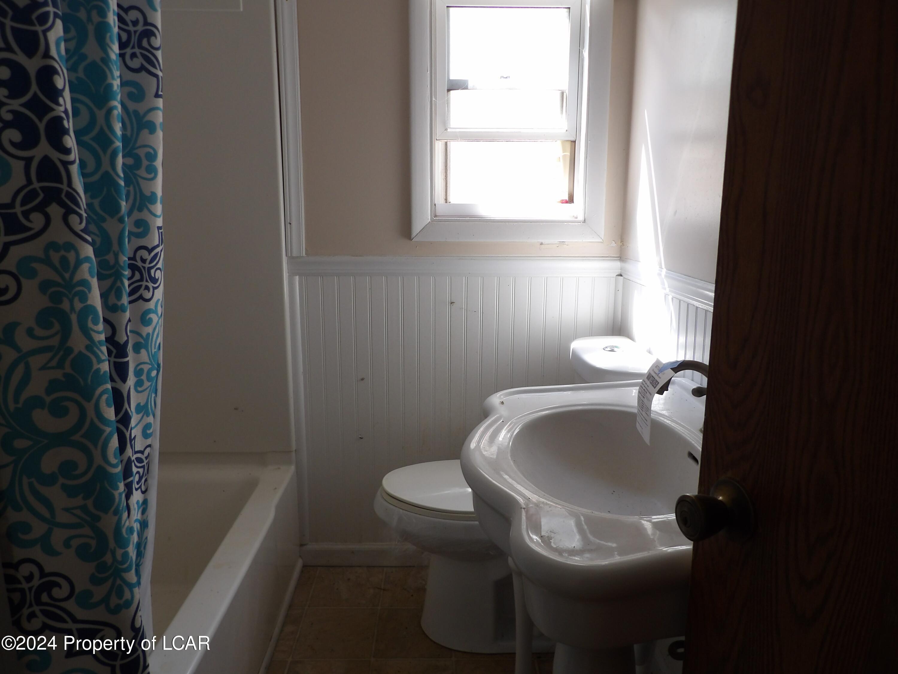 86 S Baird Street, Harveys Lake, Pennsylvania image 18