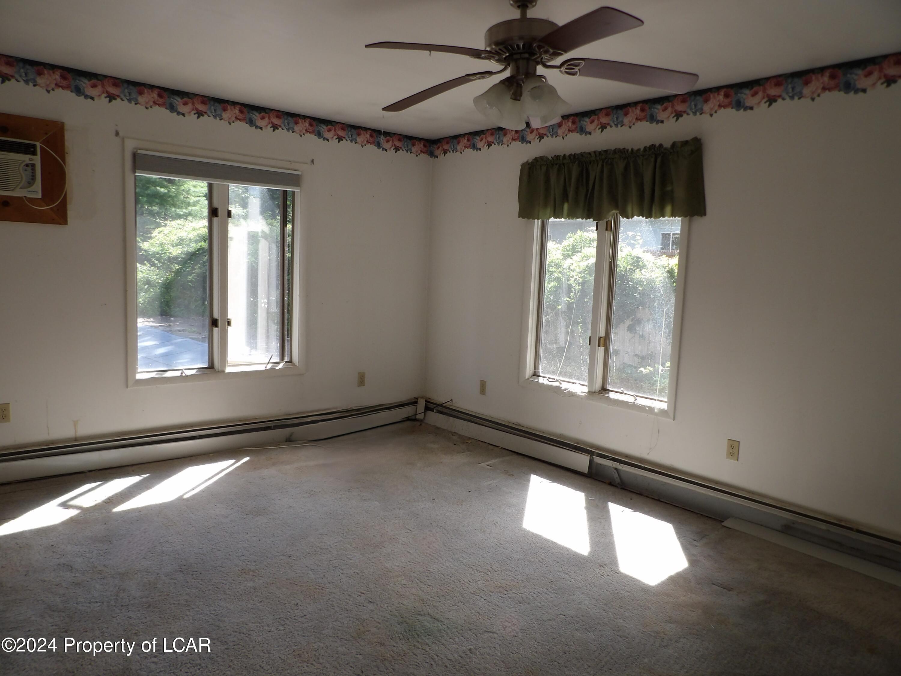 86 S Baird Street, Harveys Lake, Pennsylvania image 19