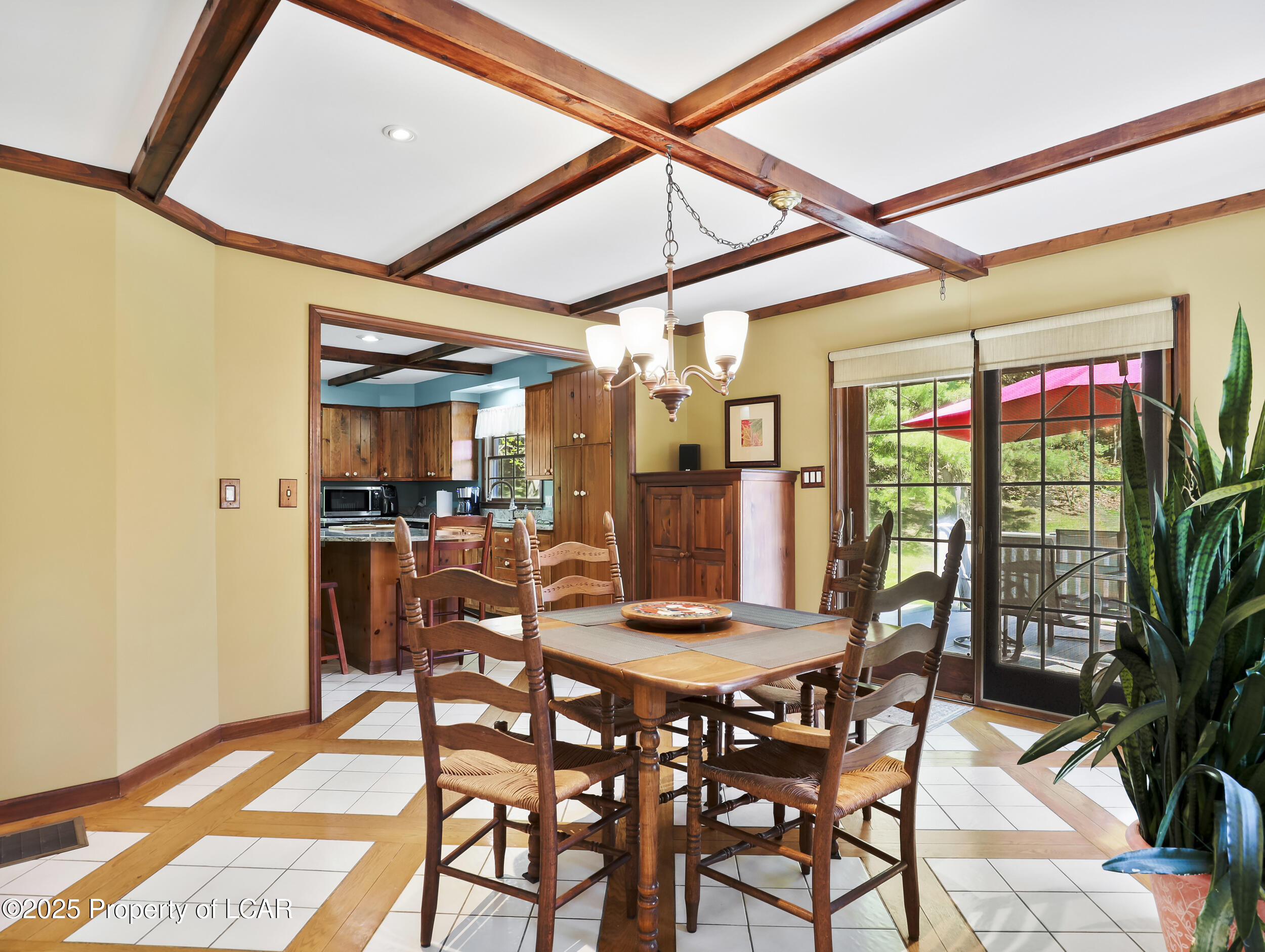 3046 Old Plank Road, Towanda, Texas image 5