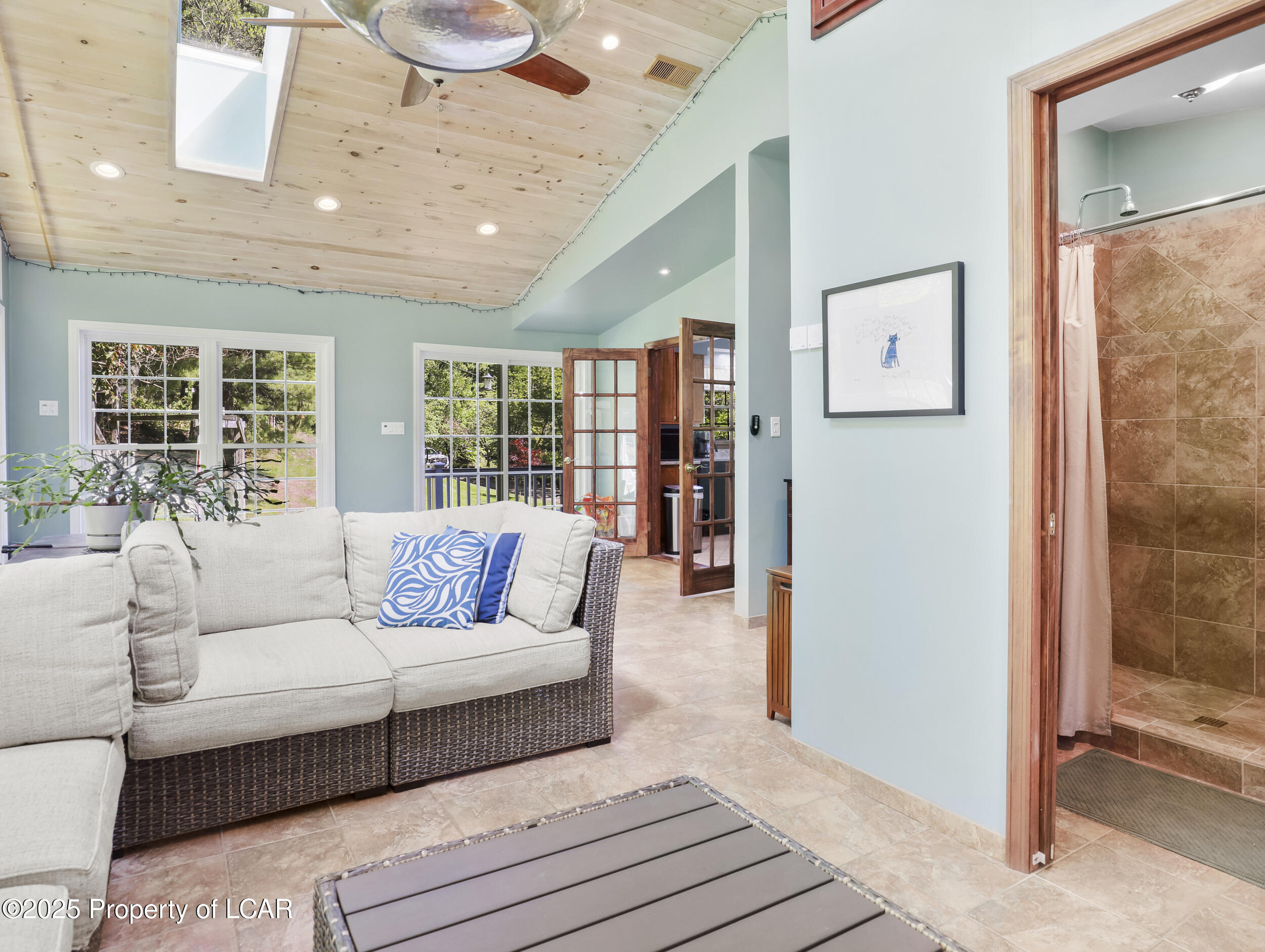 3046 Old Plank Road, Towanda, Texas image 21