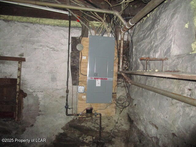 429 S Penn Avenue, Dupont, Alaska image 6