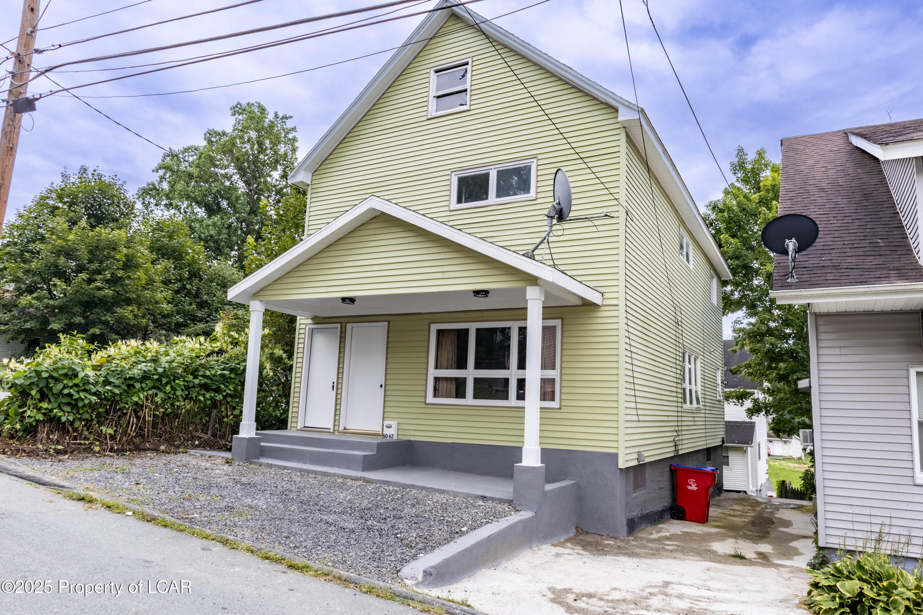 60 Copeland Avenue, Carbondale, Pennsylvania image 3