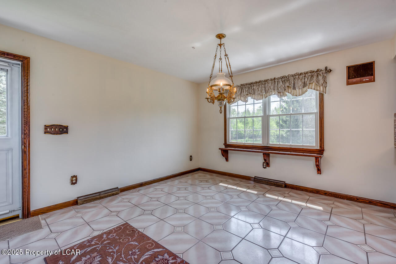 55 Thompson Street, Pittston, Texas image 7