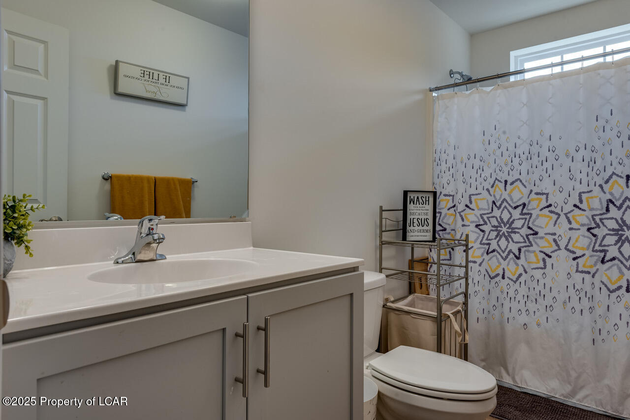 401 Long Run Road, Drums, Pennsylvania image 32